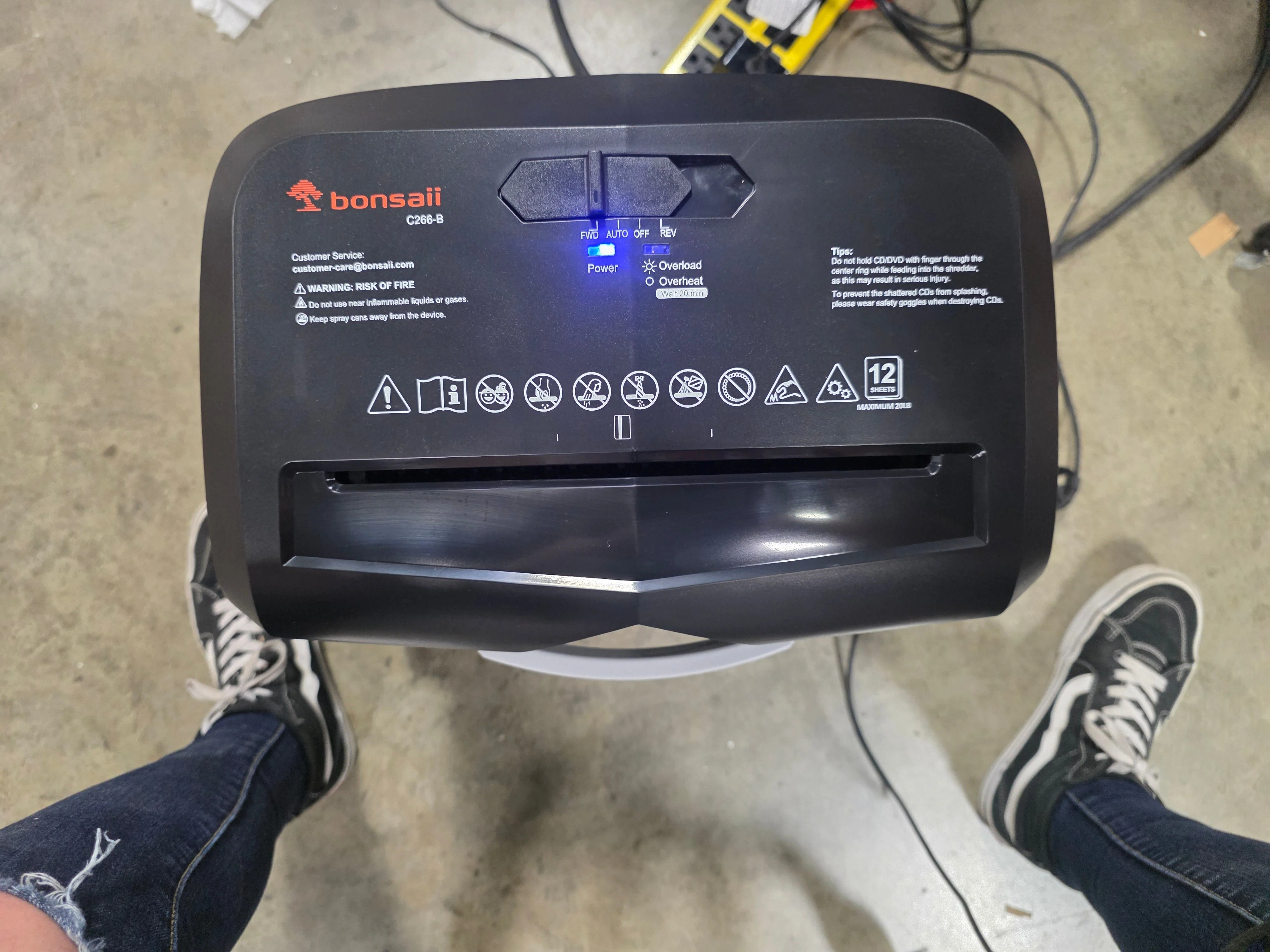 12-Sheet Micro Cut Shredder - Image 6
