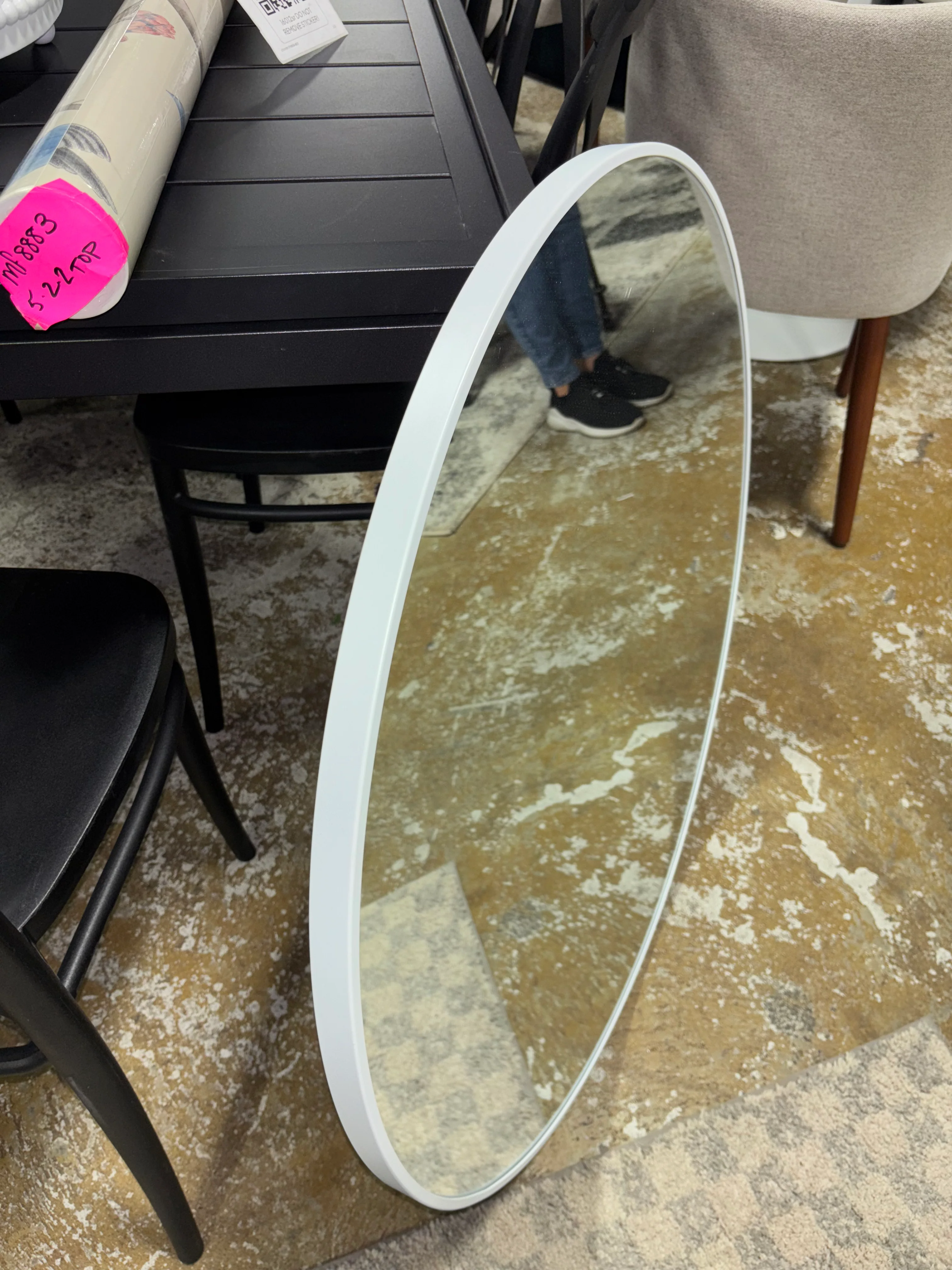 32" Metal Round Wall Mirror White SHOWROOM ITEM - Image 3