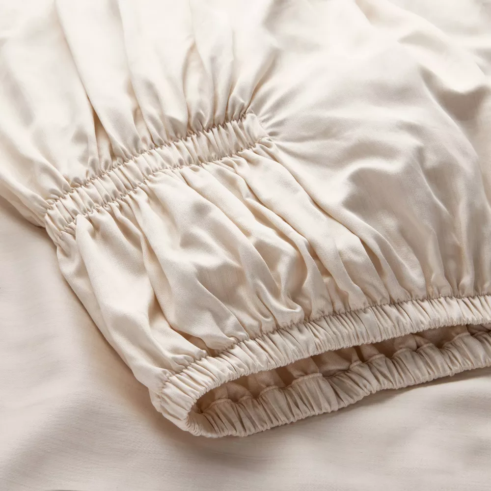 400 Thread Count Rayon from Bamboo Sheet Set - Queen - Image 4