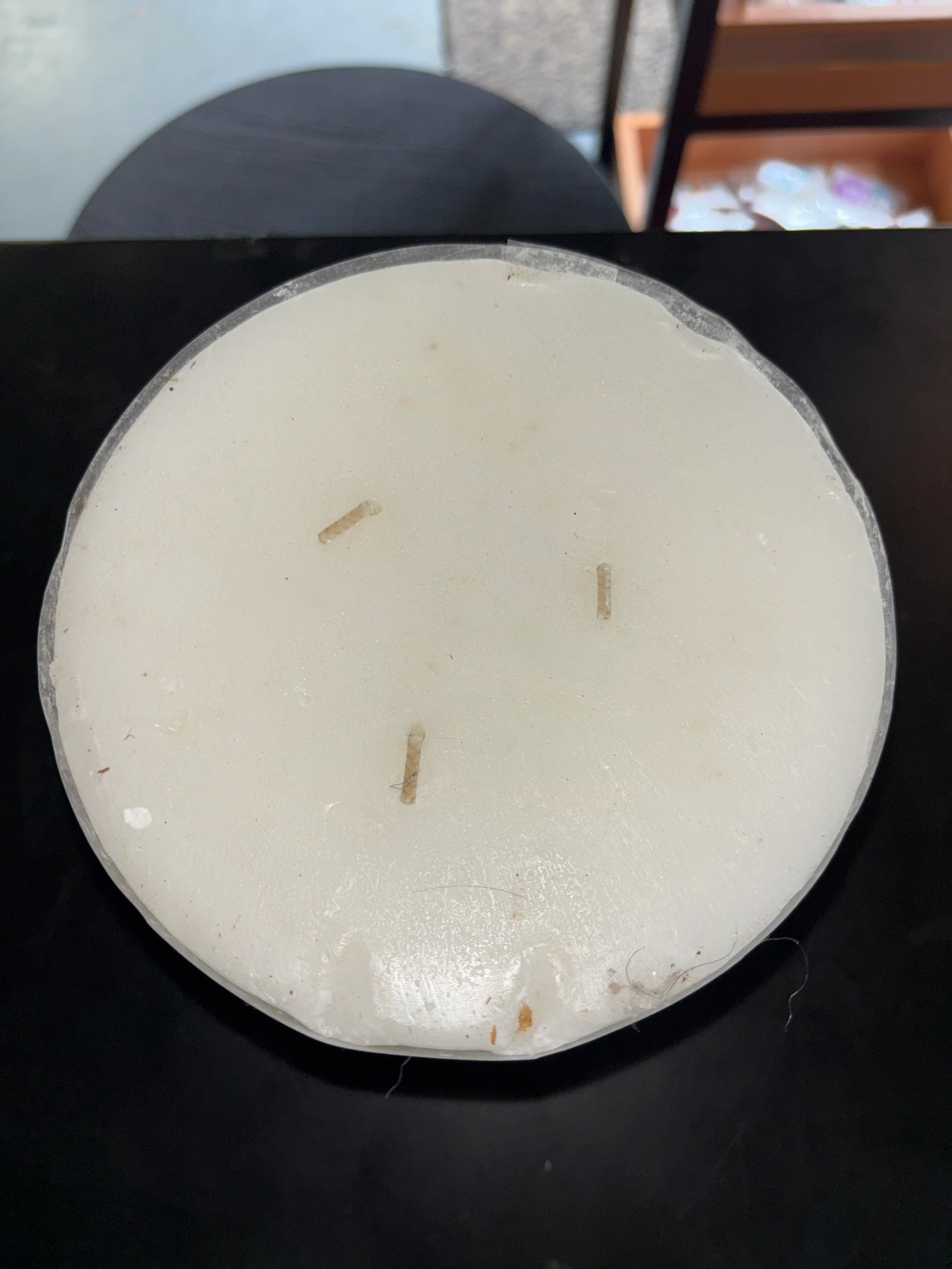 6"x6" 3-Wick Pillar Candle Soft Cotton White SHOWROOM ITEM - Image 3