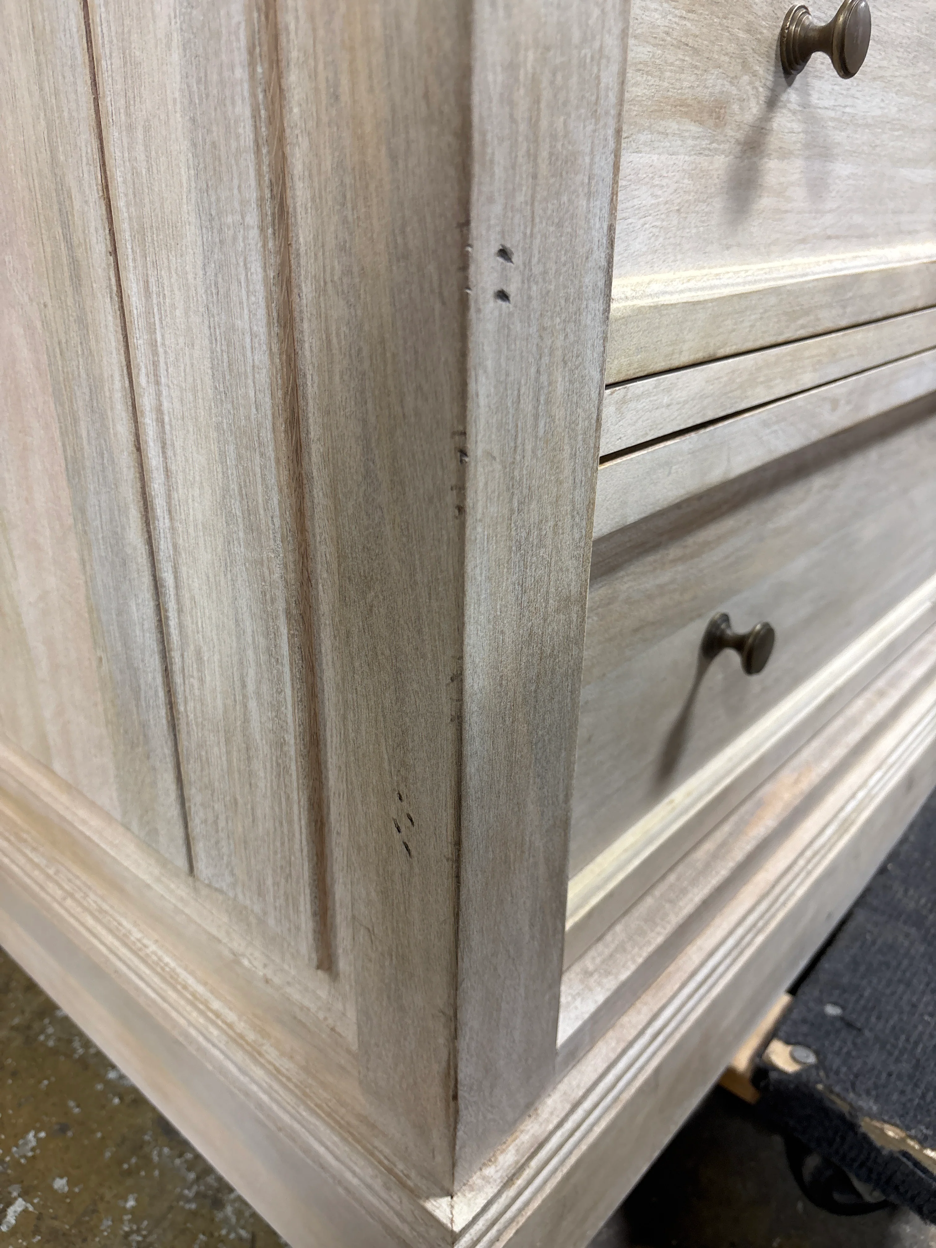 70" Adelaide 9-Drawer Dresser - White Wash SHOWROOM ITEM - Image 11