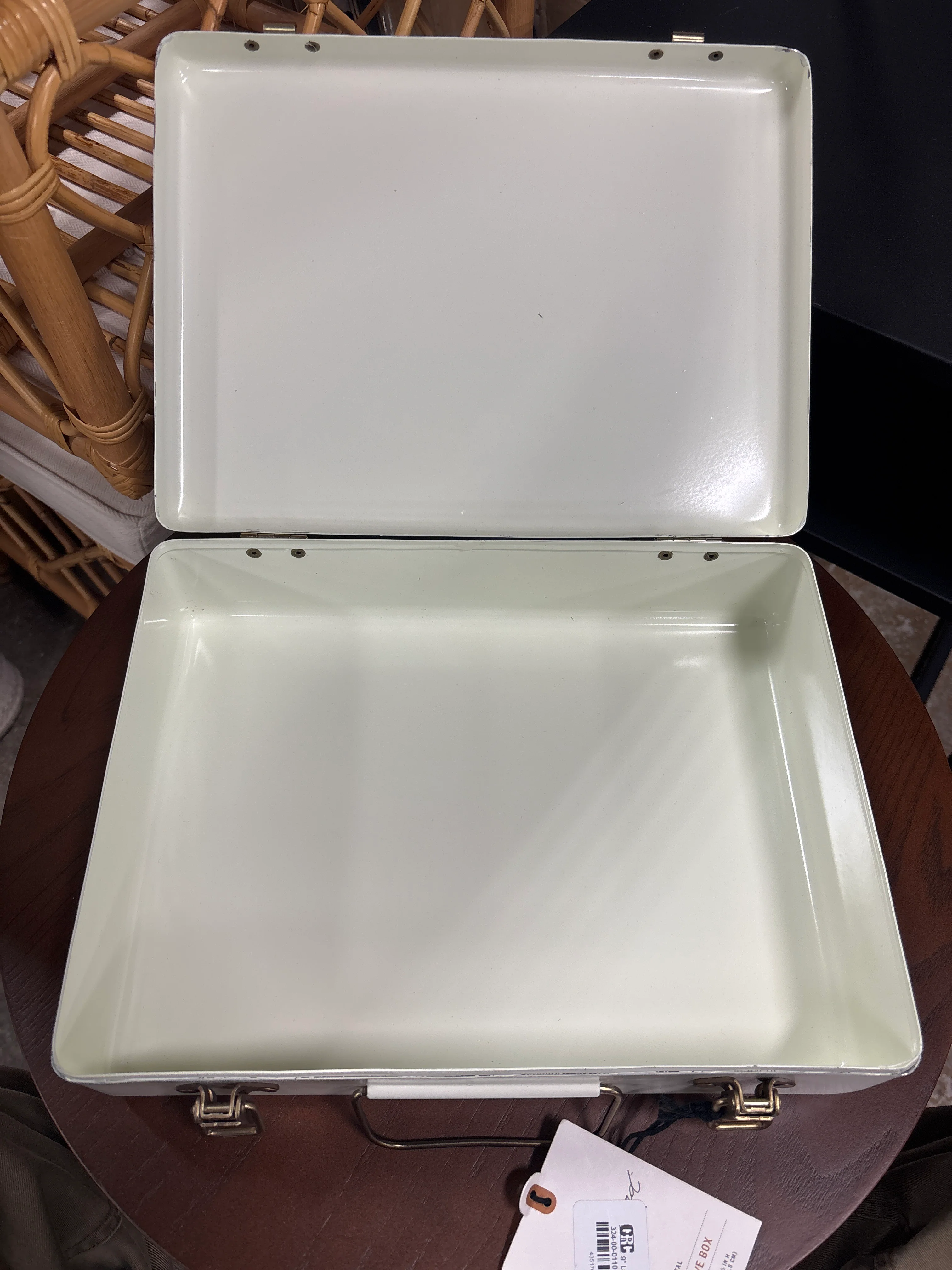 9" Large Metal Box with Brass Hardware Sour Cream SHOWROOM ITEM - Image 4
