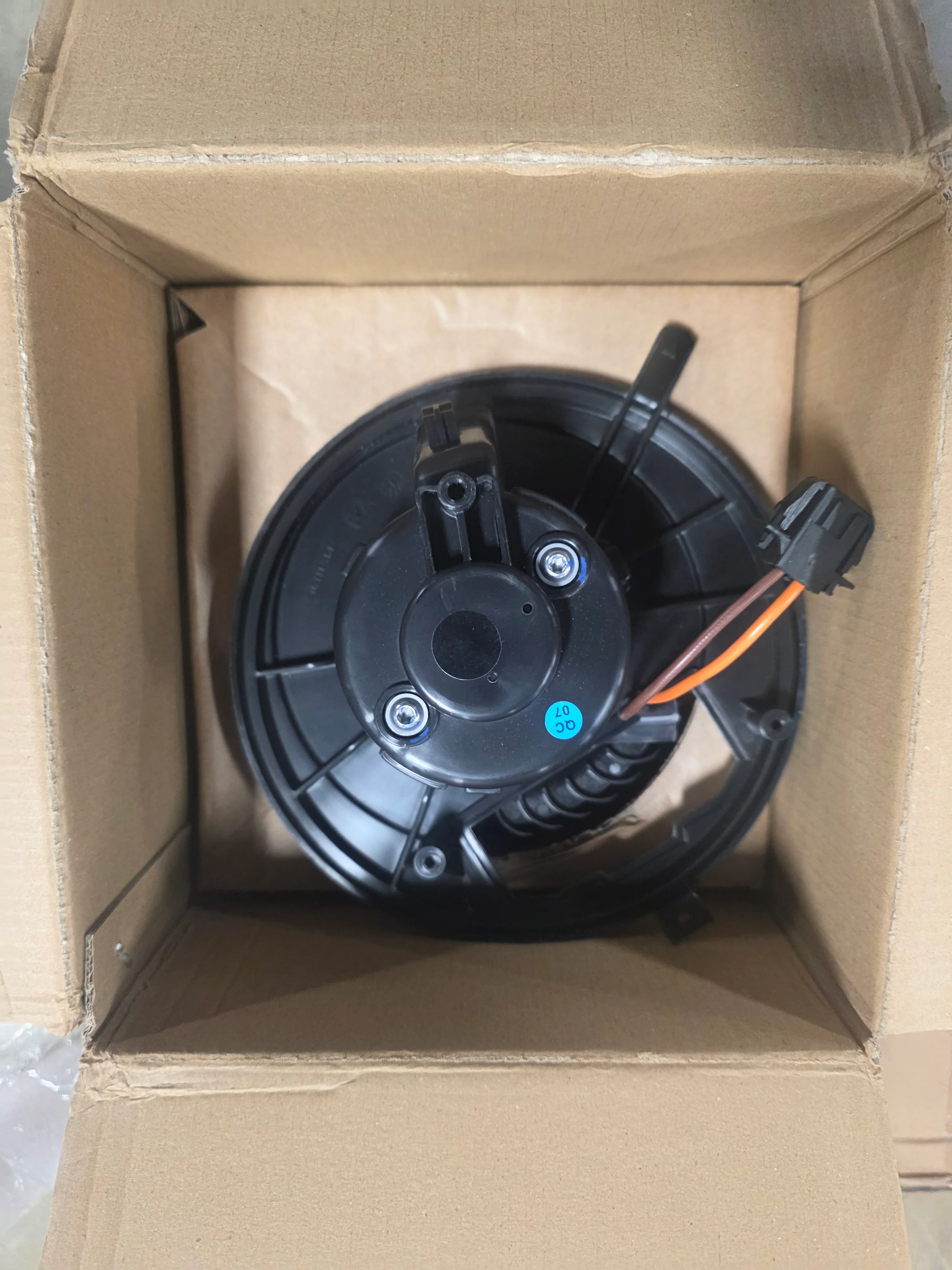 A/C Blower Heater Motor W/ ATC For Cadillac Escalade Chevrolet Silverado - Image 4