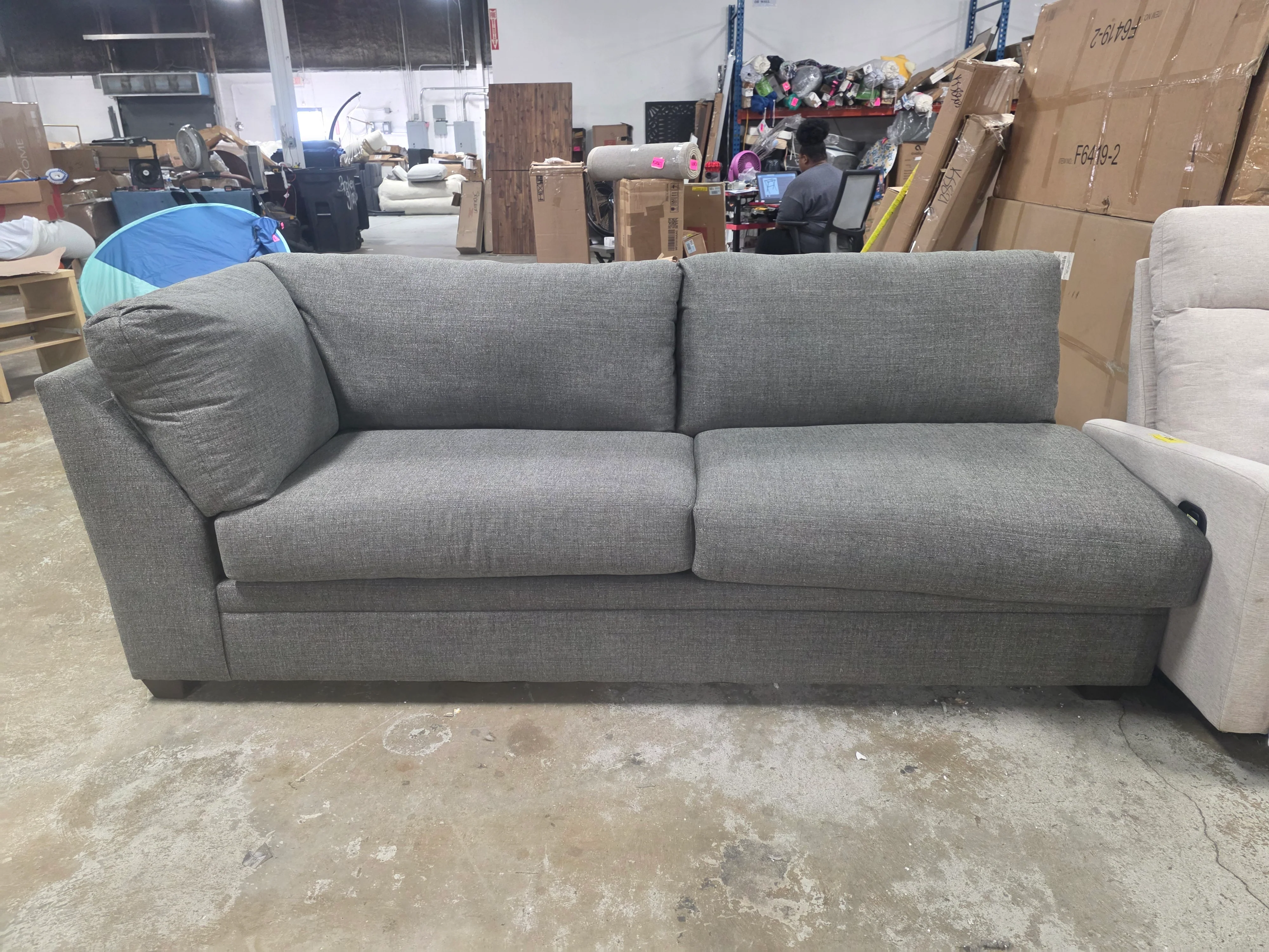🔴Allisson Chaise - SHOWROOM ITEM 🔴 - Image 2
