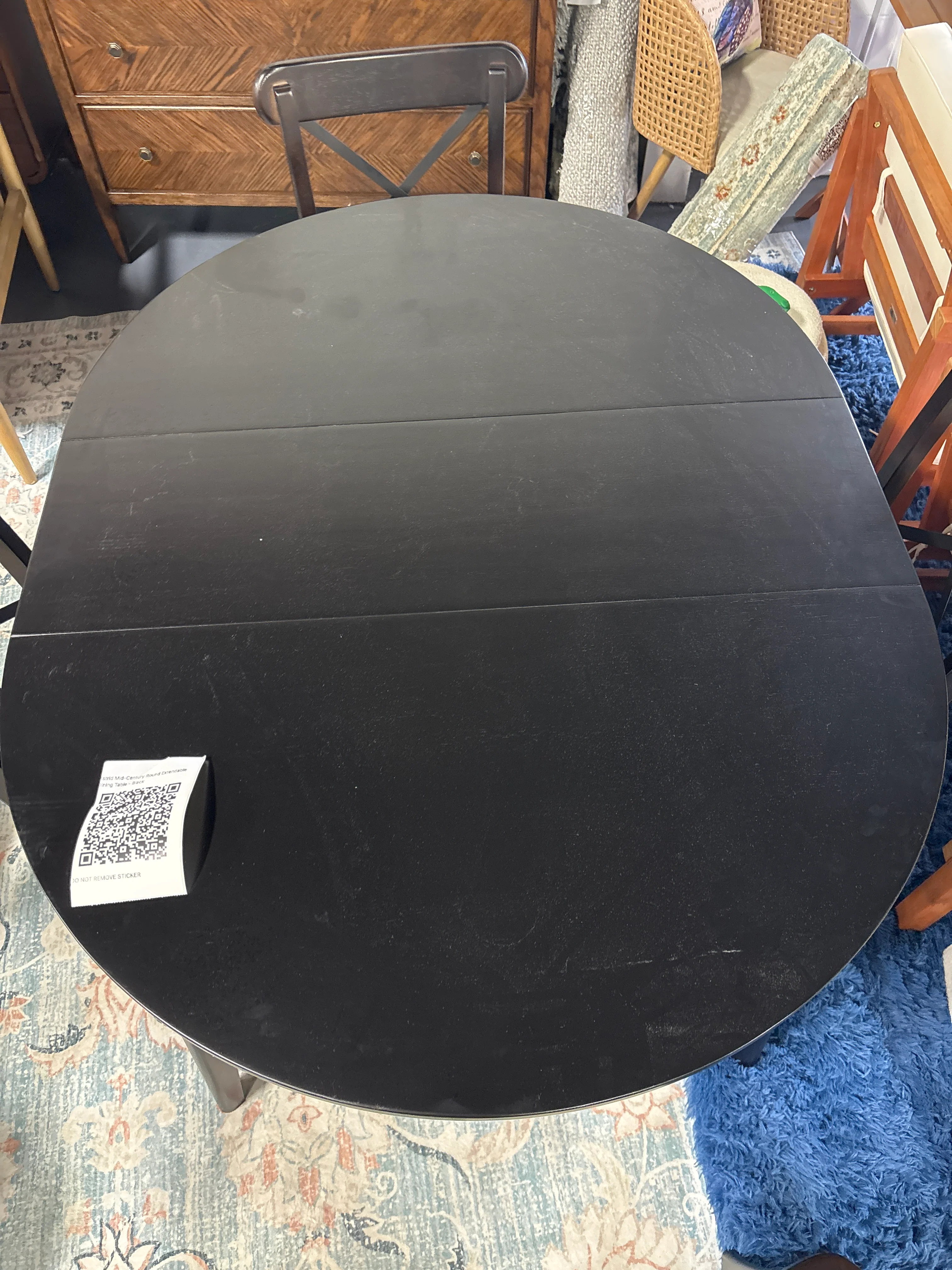 Astrid Mid-Century Round Extendable Dining Table - Black SHOWROOM ITEM - Image 3