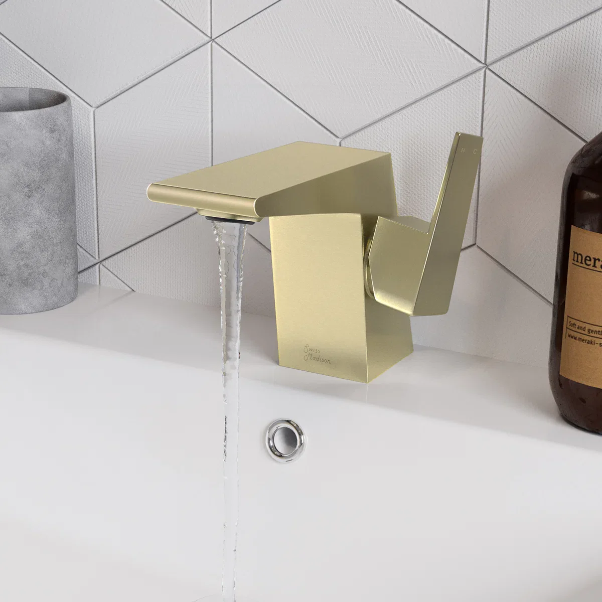 Carre Single Hole, Single-Handle, Bathroom Faucet - Image 4