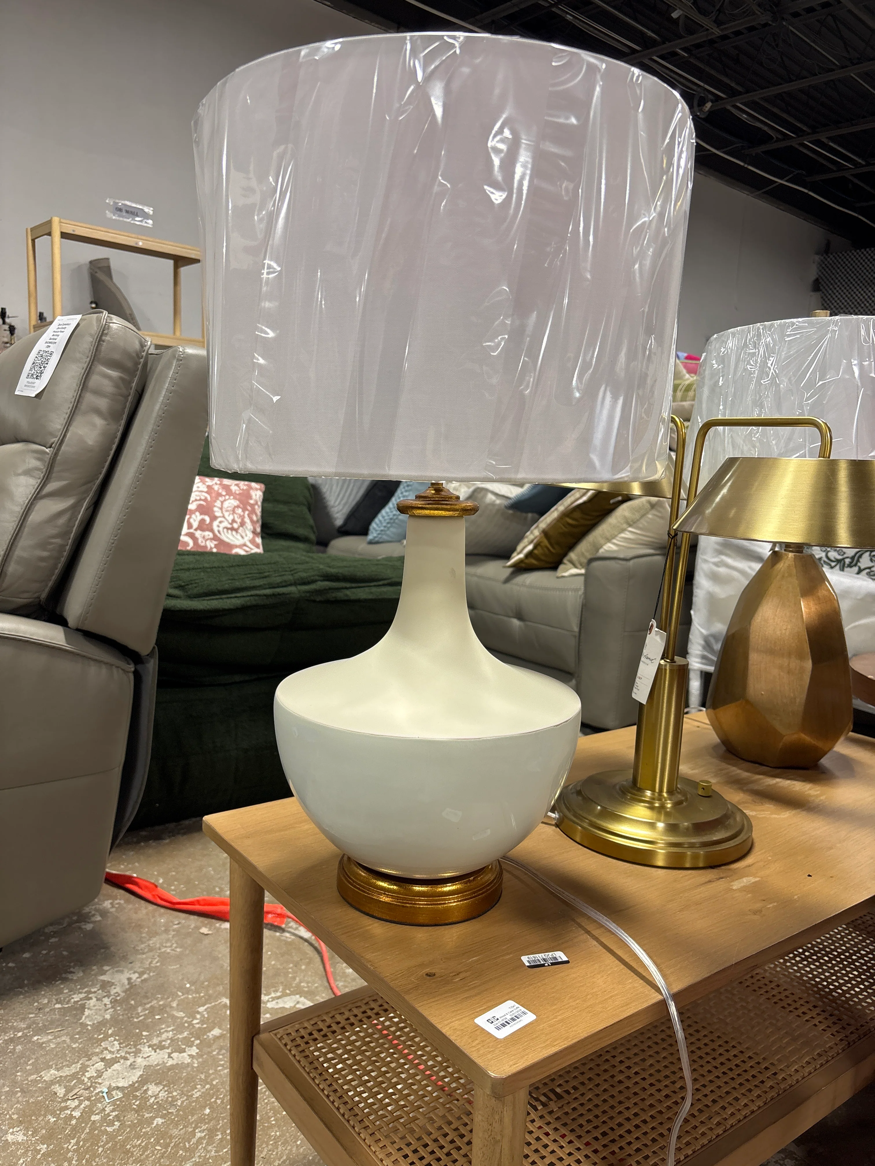 Ceramic Table Lamp with Linen Shade Cream & Gold SHOWROOM ITEM - Image 2