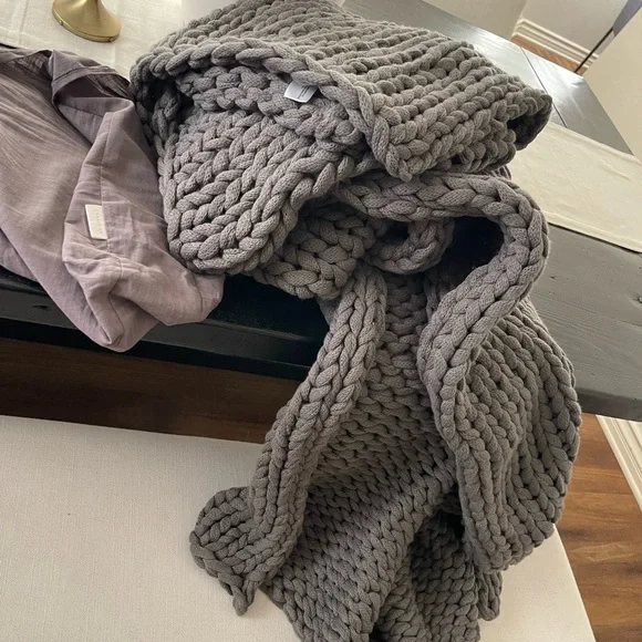 Chunky Knit Throw Blanket - Dark Gray - Image 5