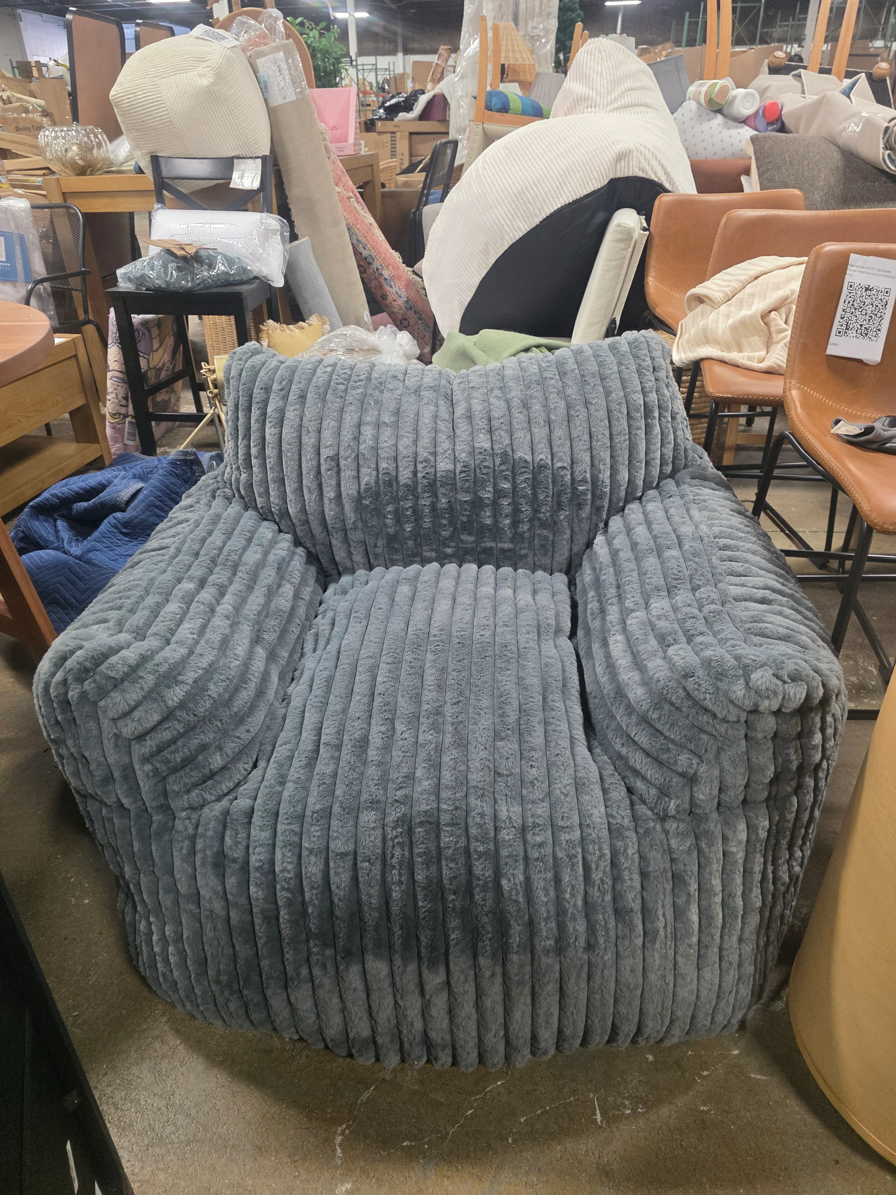 Congermom Giant Bean Bag Chair  - SHOWROOM ITEM  - Image 2
