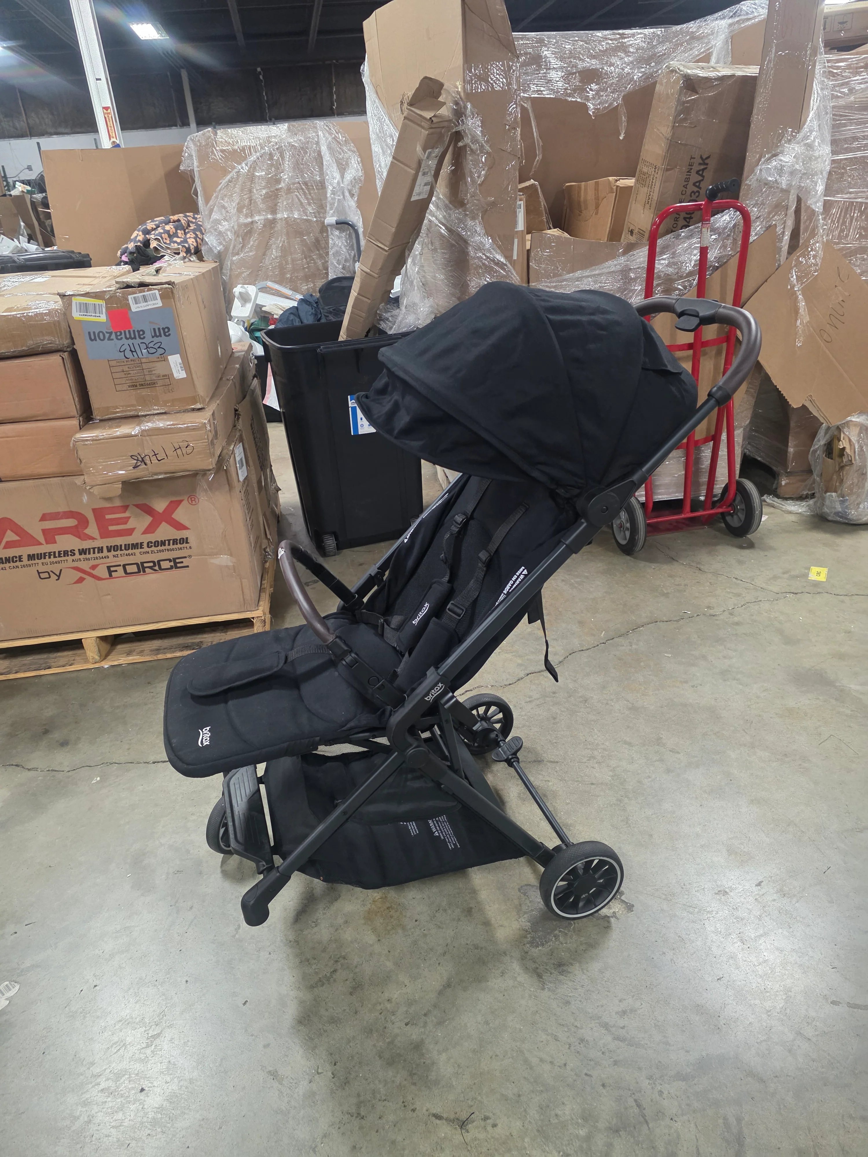 Compact Stroller, Lightweight Fold-and-Go Design - Raven Black - Image 8