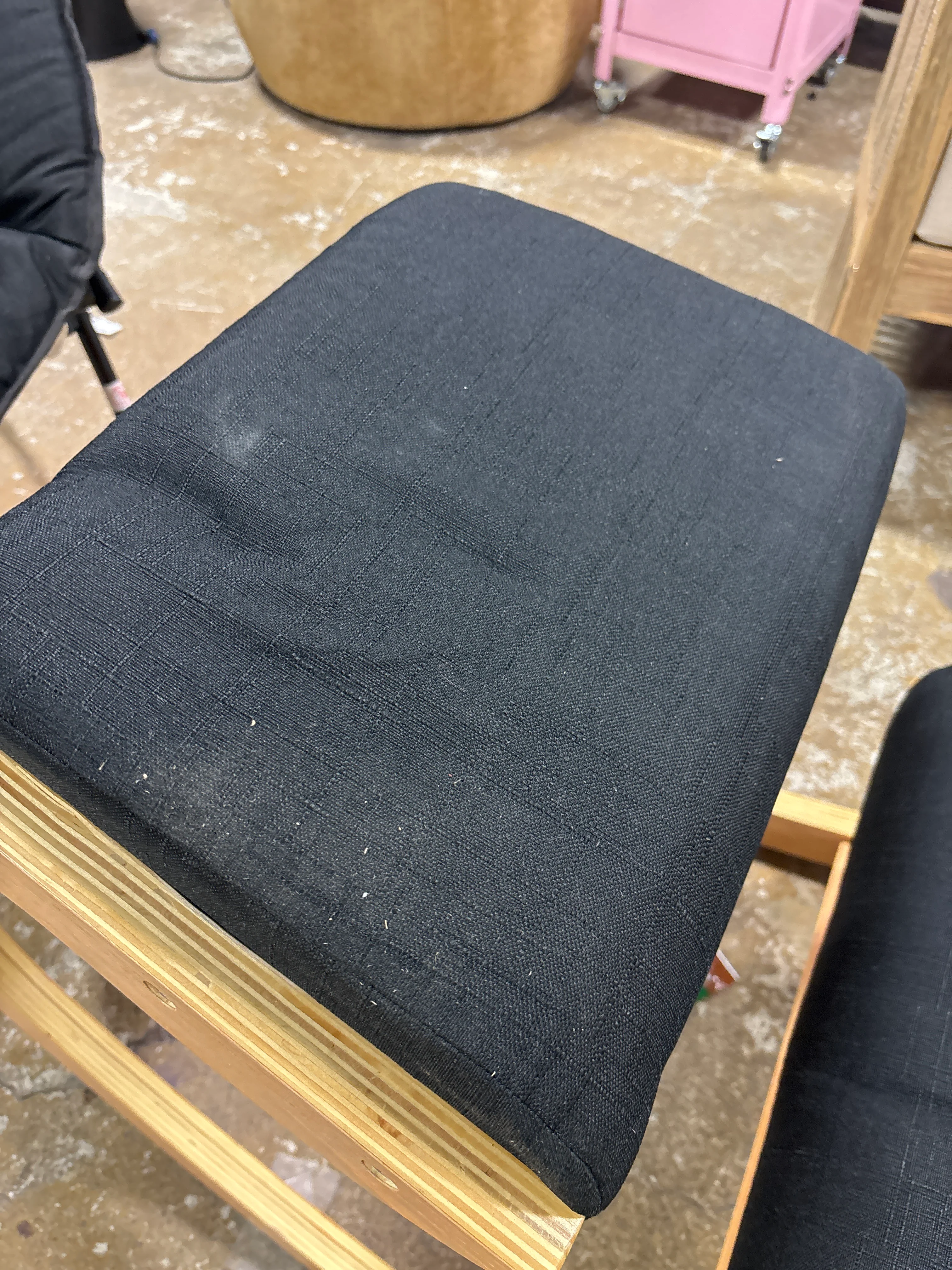 Costway Ergonomic Kneeling Chair Wooden Rocking Chair - Black SHOWROOM ITEM - Image 6