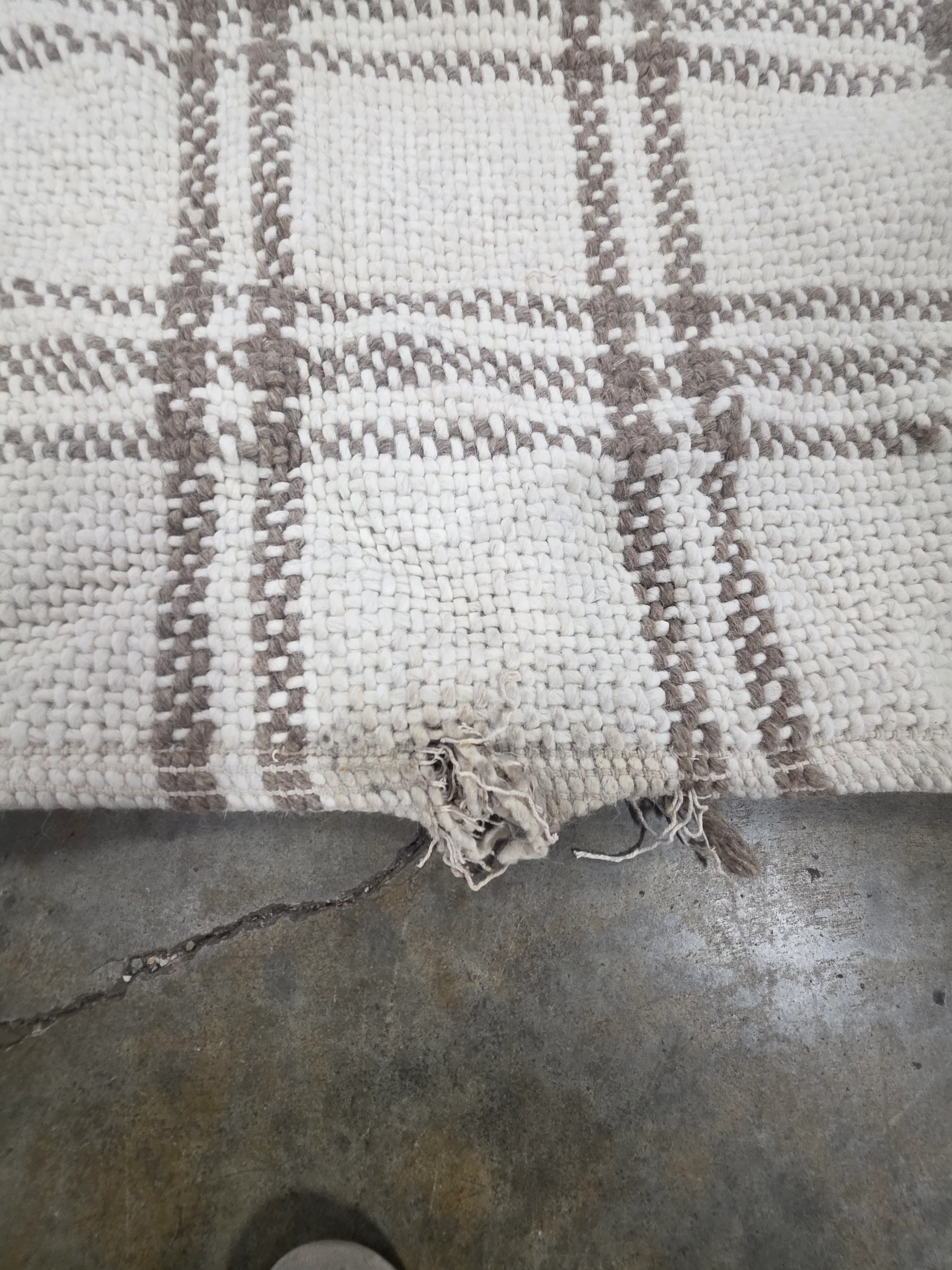 Cottonwood Handwoven Plaid Wool/Cotton Area Rug - 5'x7' - Image 5