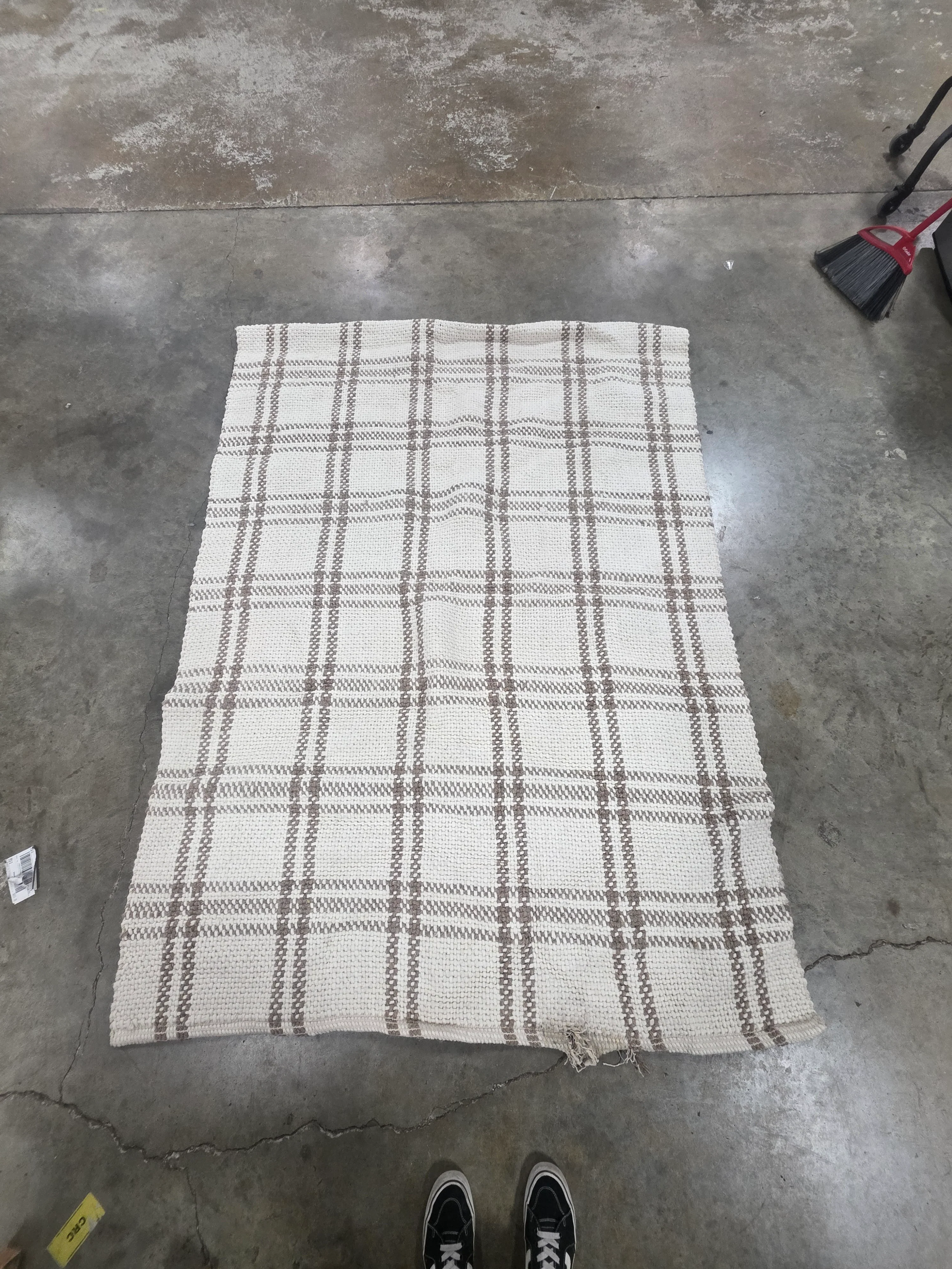 Cottonwood Handwoven Plaid Wool/Cotton Area Rug - 5'x7' - Image 6