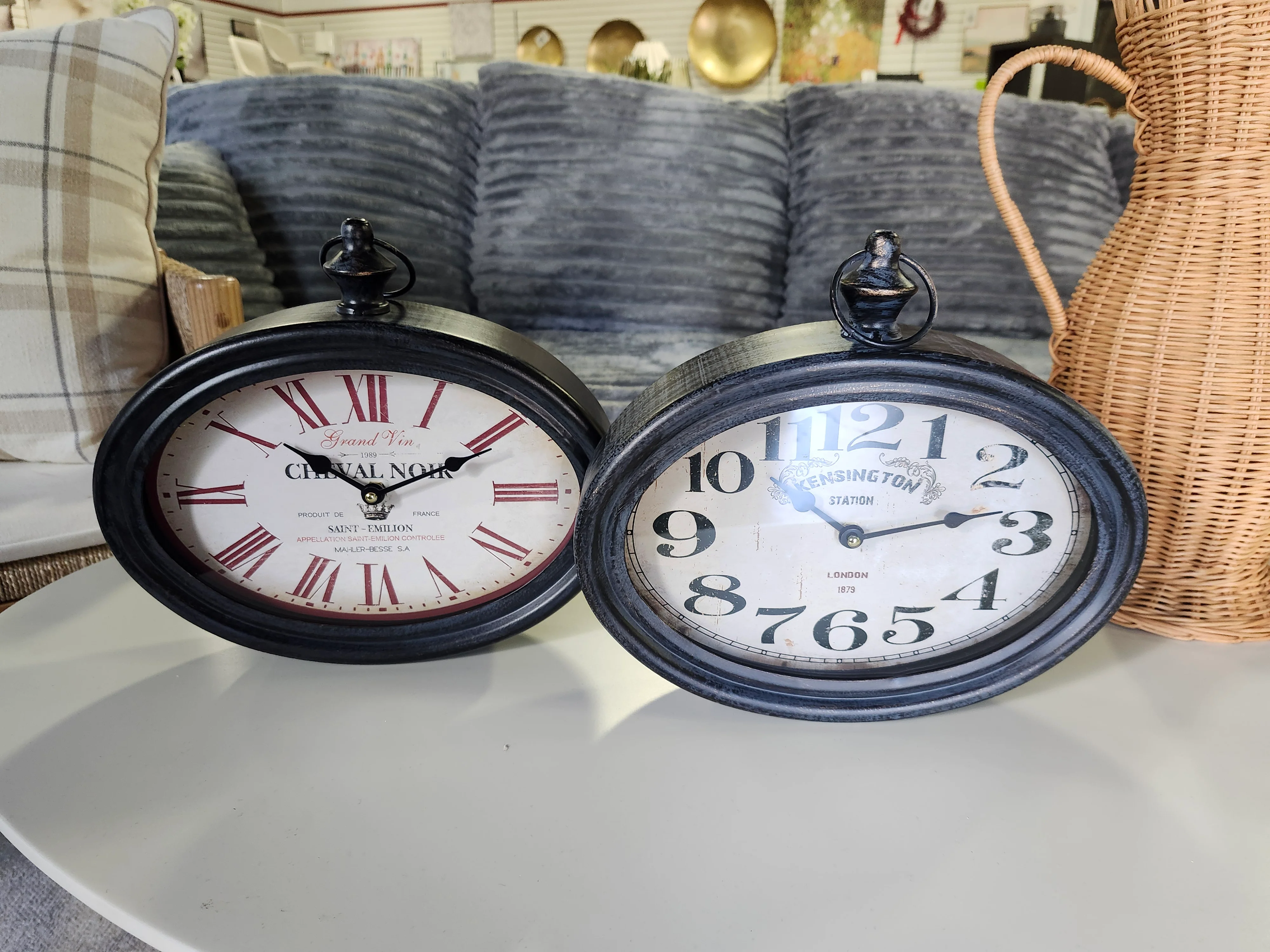 Cream Metal Pocket Watch Style Analog Wall Clock (Set of 2) SHOWROOM ITEM - Image 2