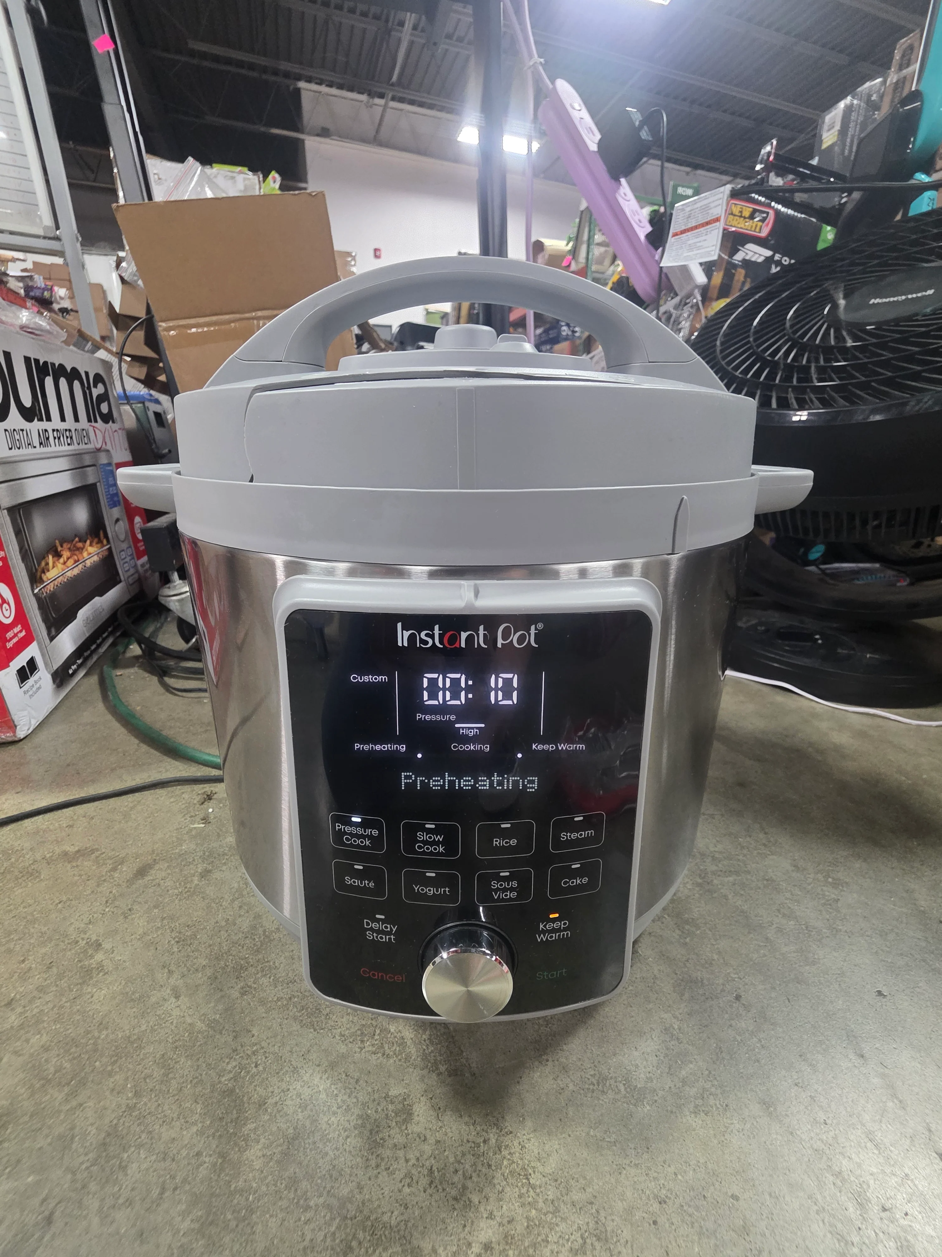 Duo Plus Multi-Use Pressure Cooker with Whisper-Quiet Steam Release - Image 6