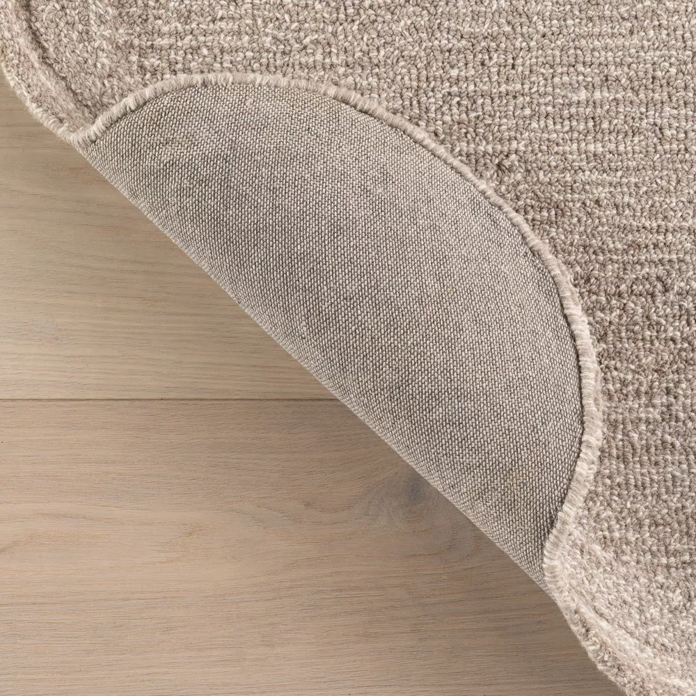 Elira Solid Bordered Indoor Area Rug, 5' x 8', Mauve - Image 2