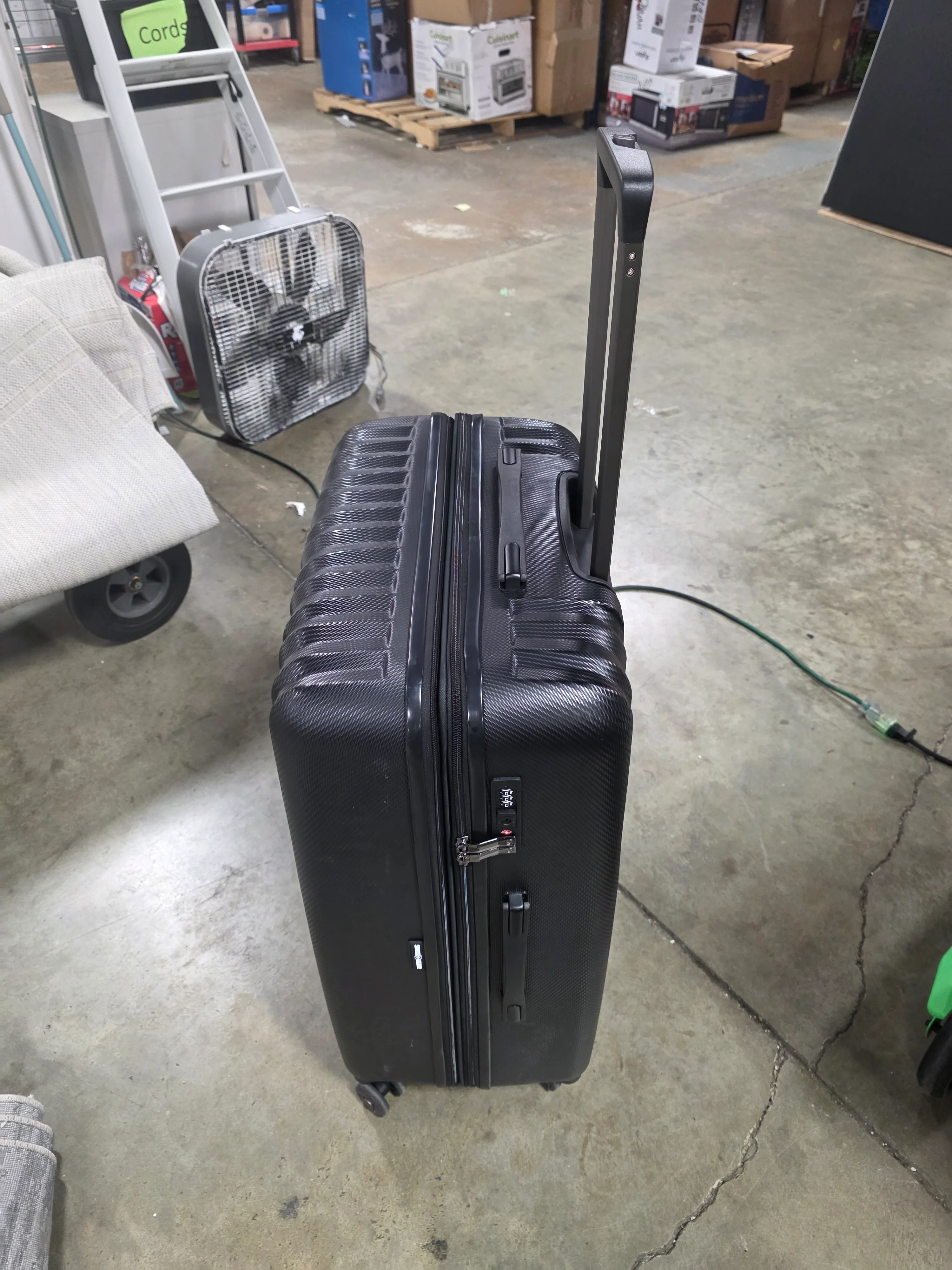 Energie Hardside Large Checked Spinner Suitcase - Image 7