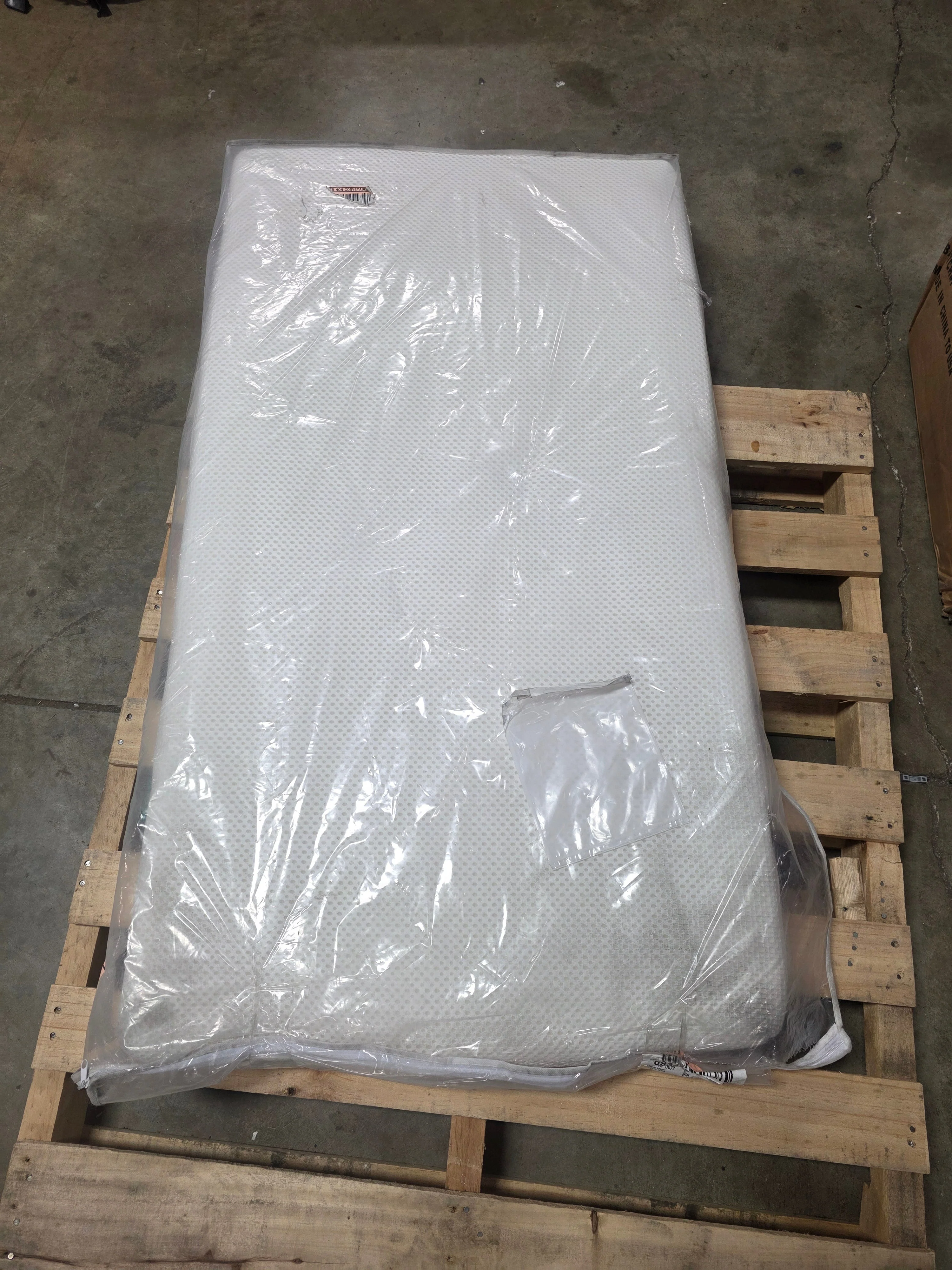 Essential Crib Mattress - White - Image 4
