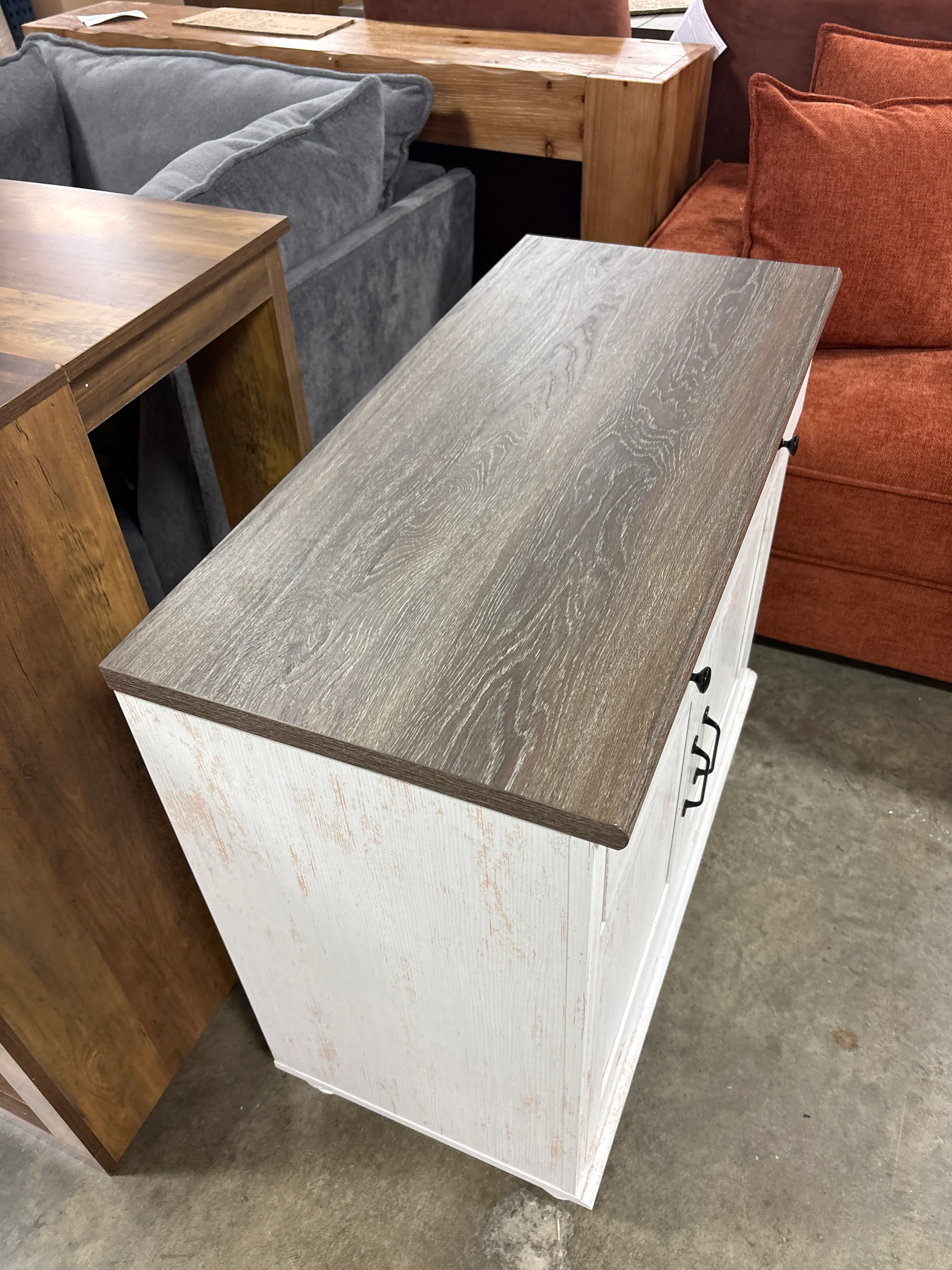 Farmhouse Sideboard, - 34inch - Rustic White SHOWROOM ITEM - Image 4