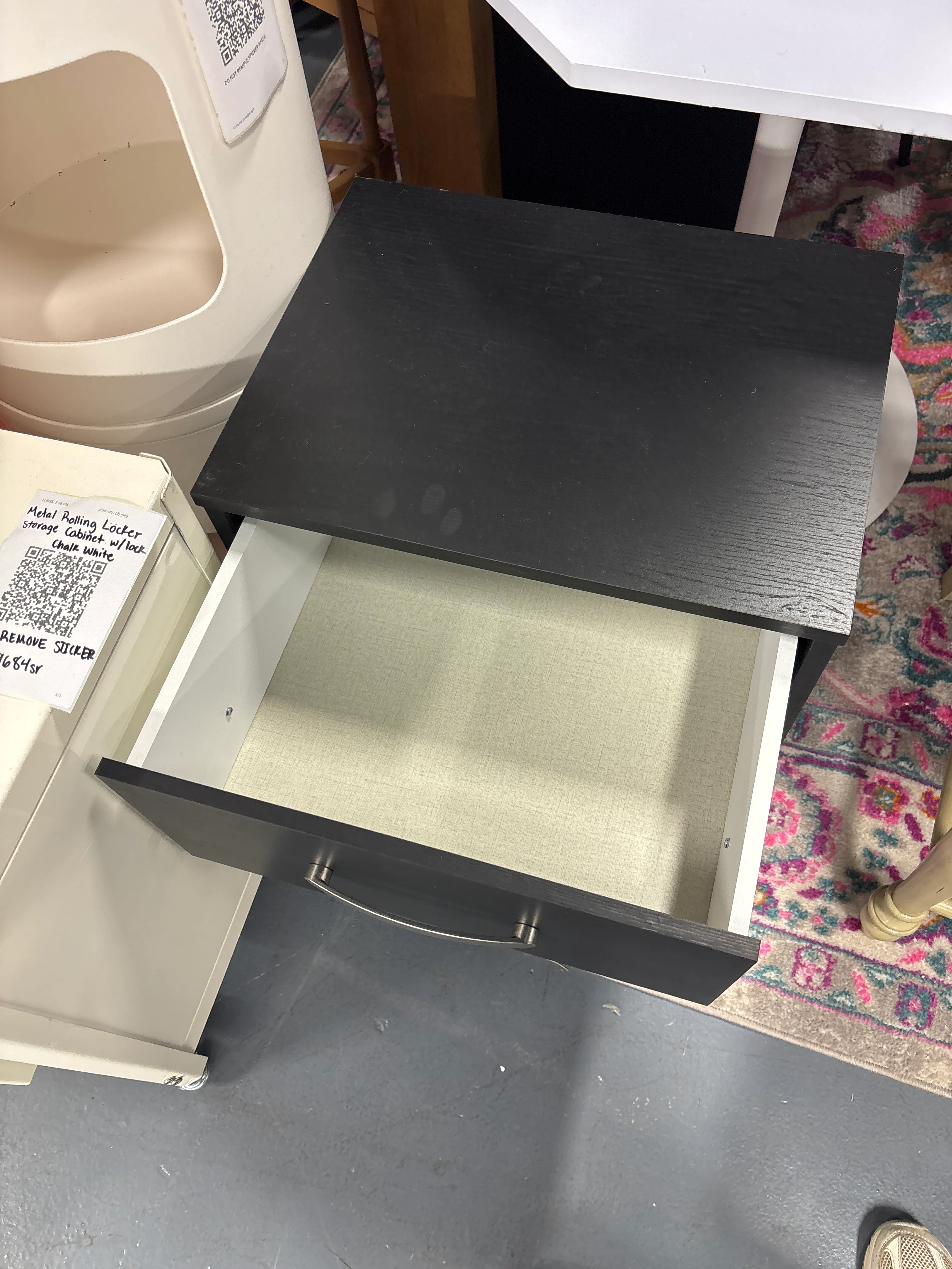 Finch Nightstand - Black/Gray SHOWROOM ITEM - Image 4