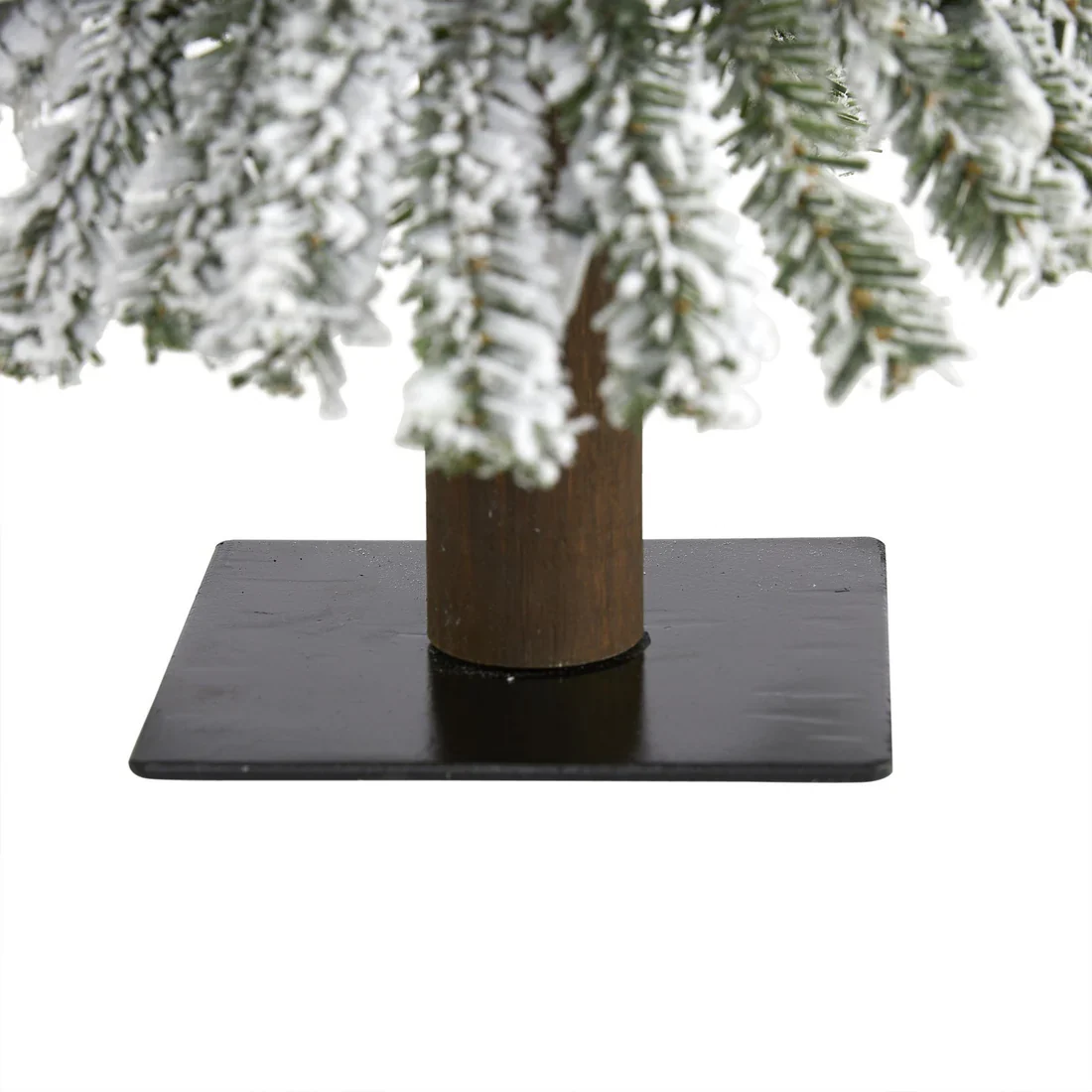 Flocked Grand Alpine Artificial Christmas Tree with 35 Clear Lights and 111 Bendable Branches on Natural Trunk - Image 3