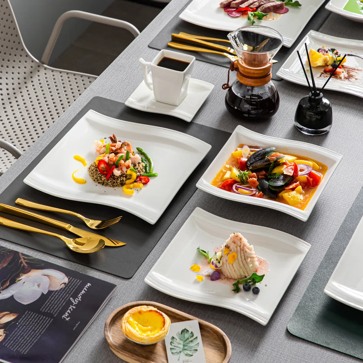 Flora 30 Piece Porcelain China Dinnerware Set - Service for 6 - Image 5