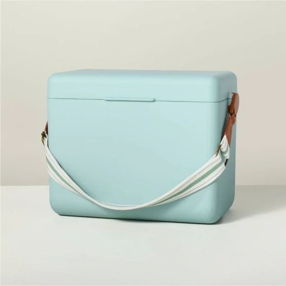 Hard-Sided Portable Cooler, Blue SHOWROOM ITEM