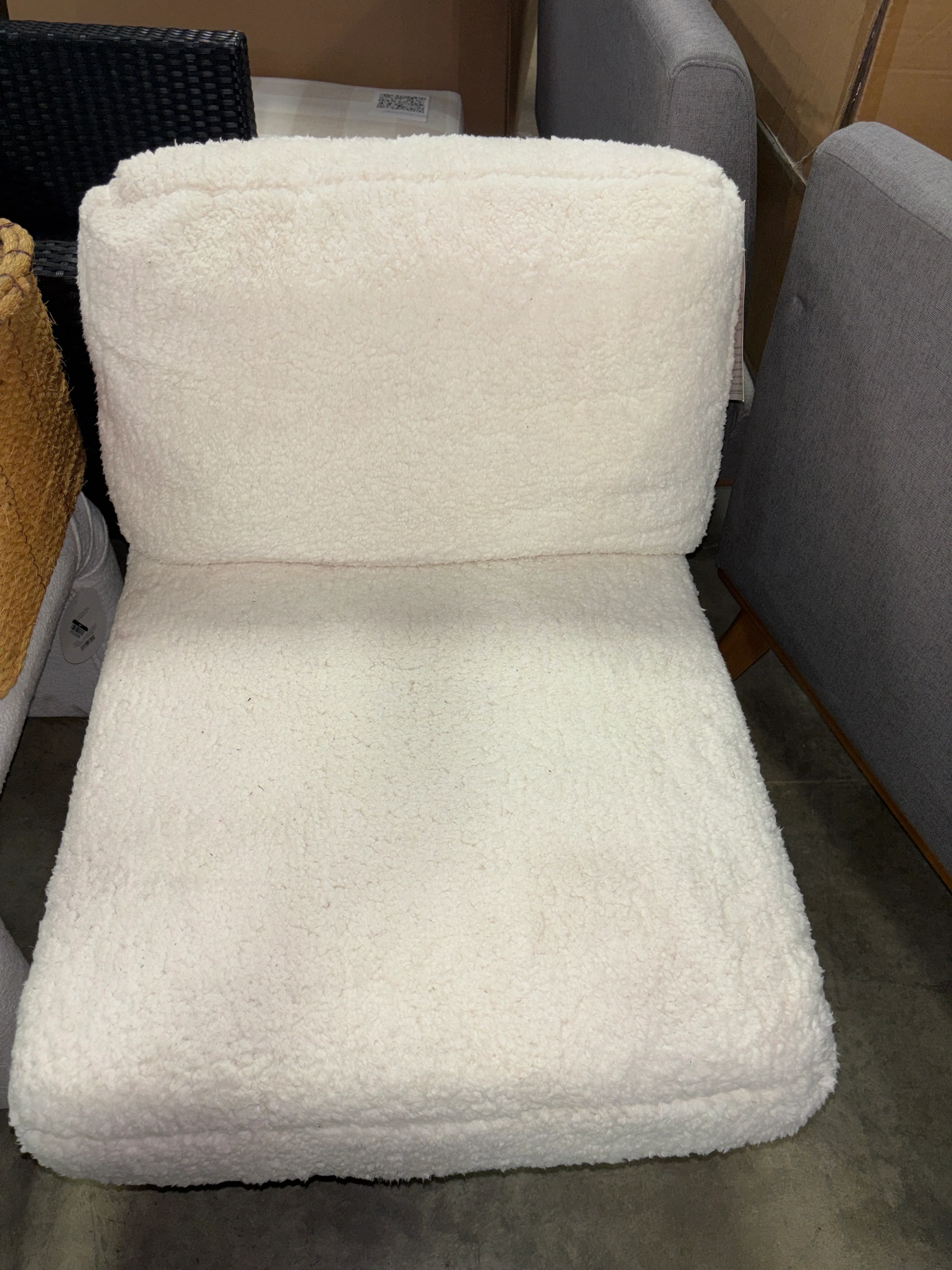 Harper Faux Fur Slipper Chair - Cream Boucle SHOWROOM ITEM - Image 3