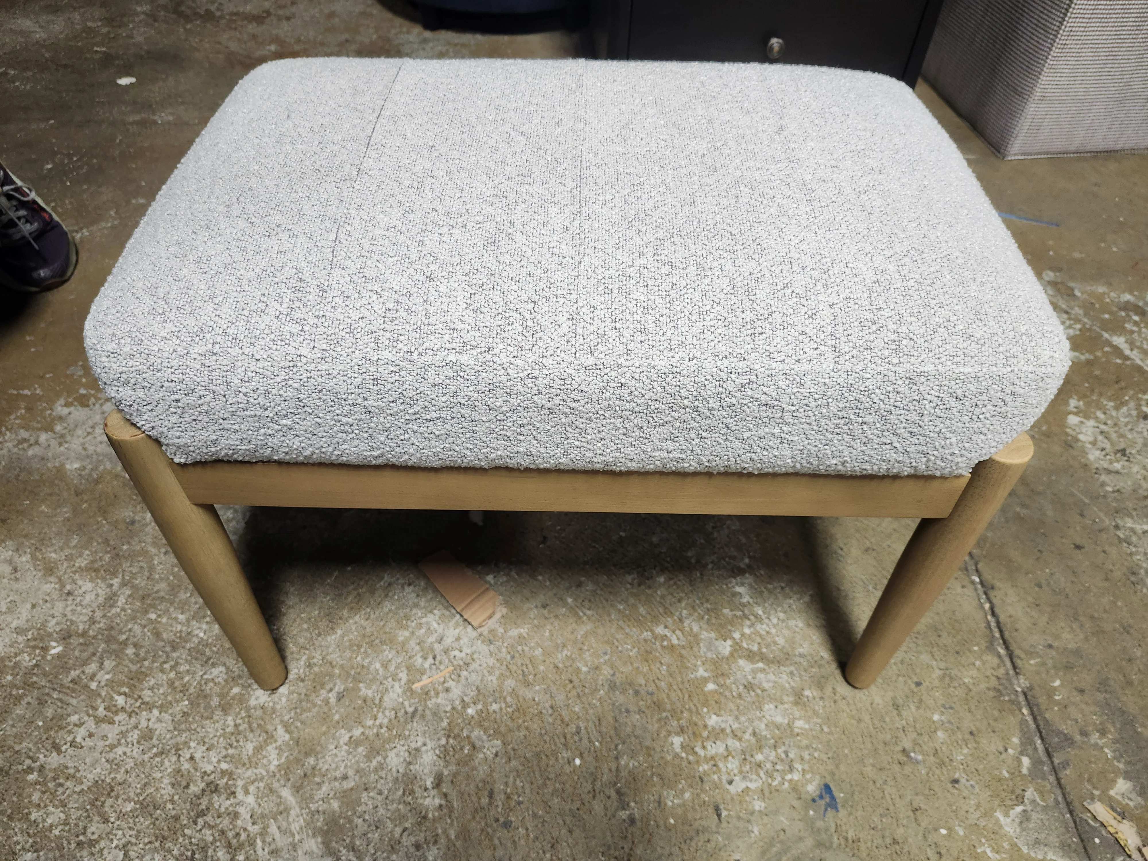 Hearth & Hand w/Magnolia Furniture Ottoman Modern Transitional Bedroom Oatmeal SHOWROOM ITEM - Image 2