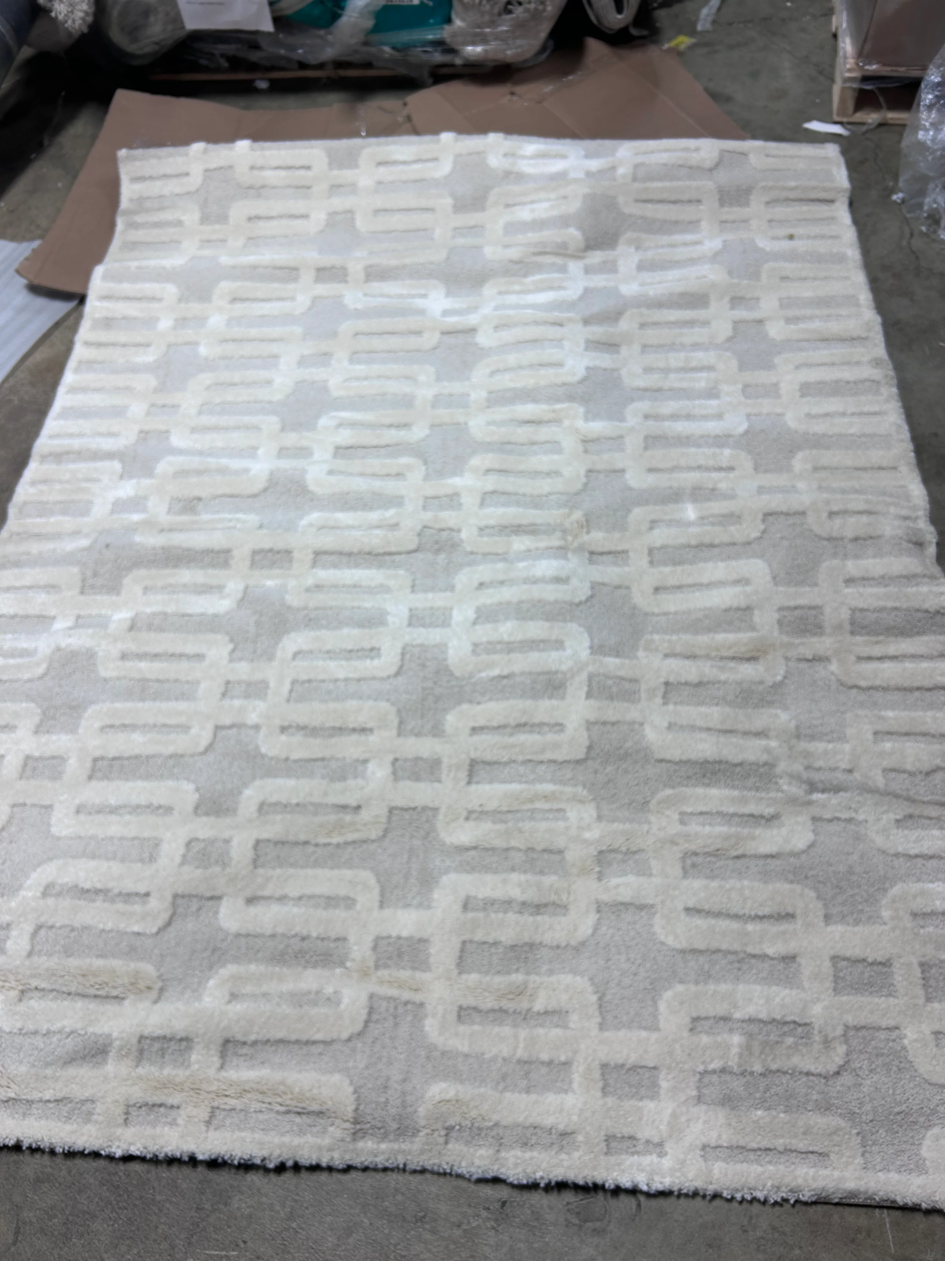 High Low Geo Area Rug Ivory 5'x7' SHOWROOM ITEM - Image 5