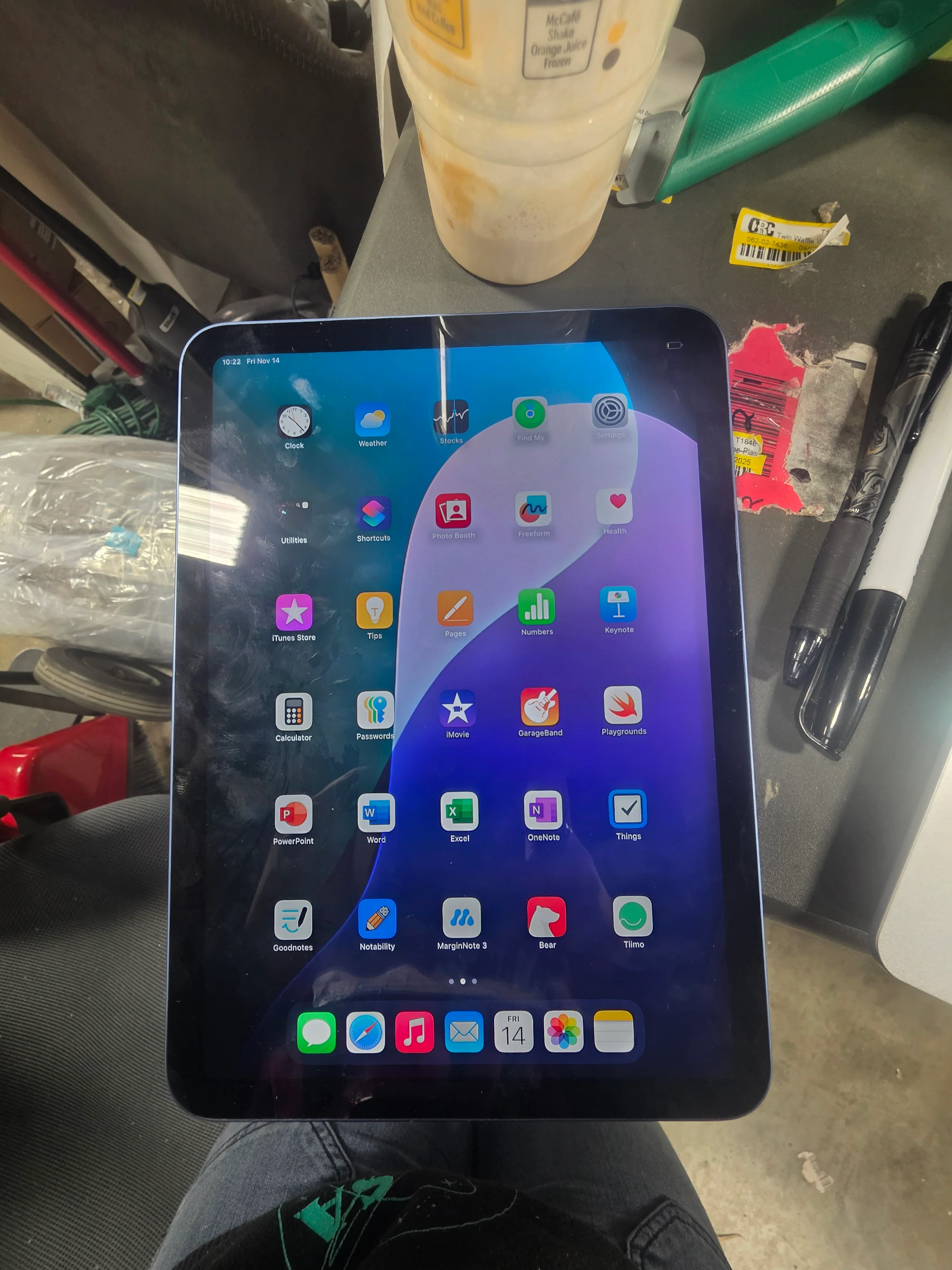 iPad (A16) 11-inch Wi-Fi (2025, 11th generation) - Image 6