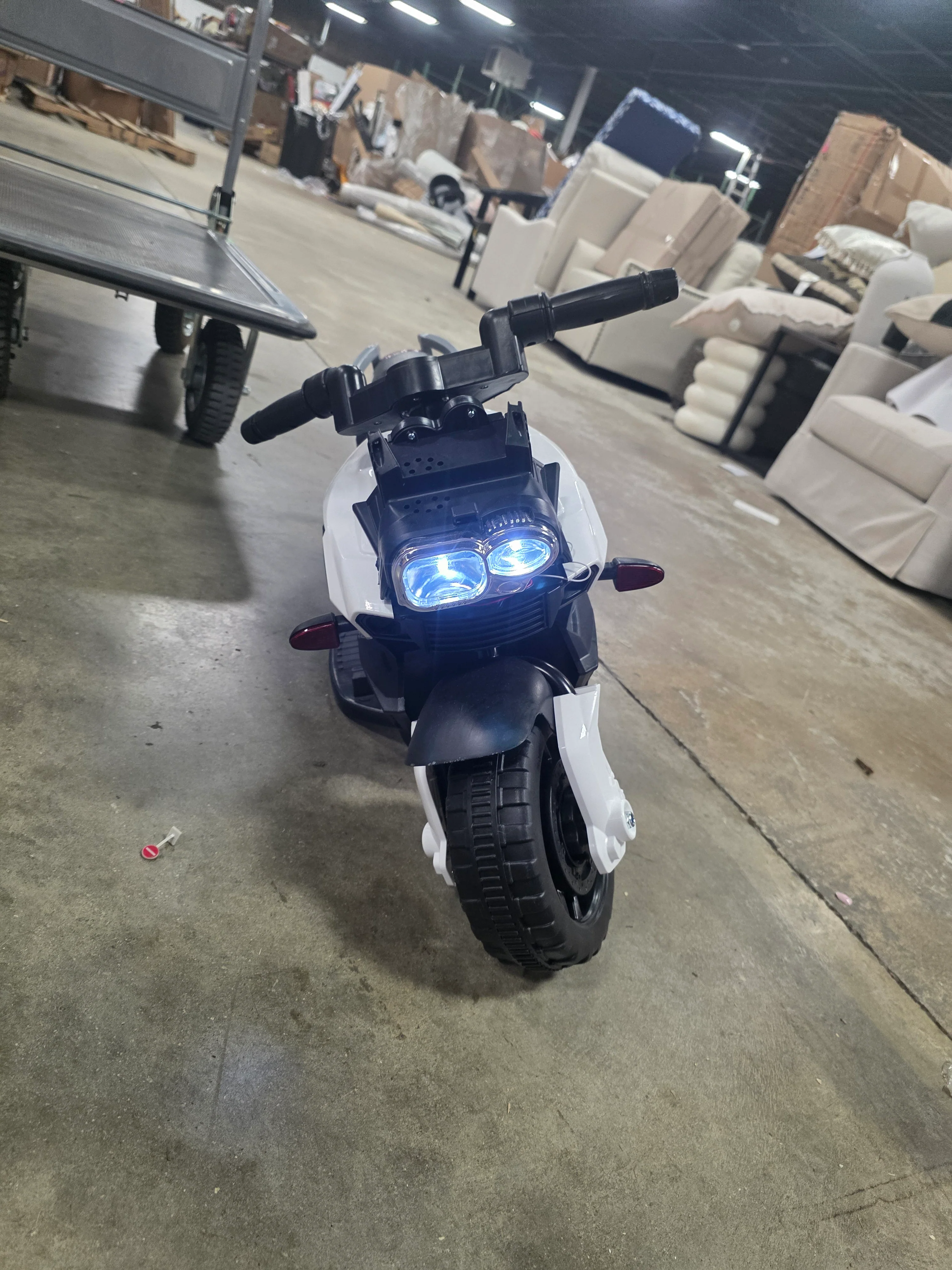 Kids Electric Motorcycle with Training Wheels - White - Image 7