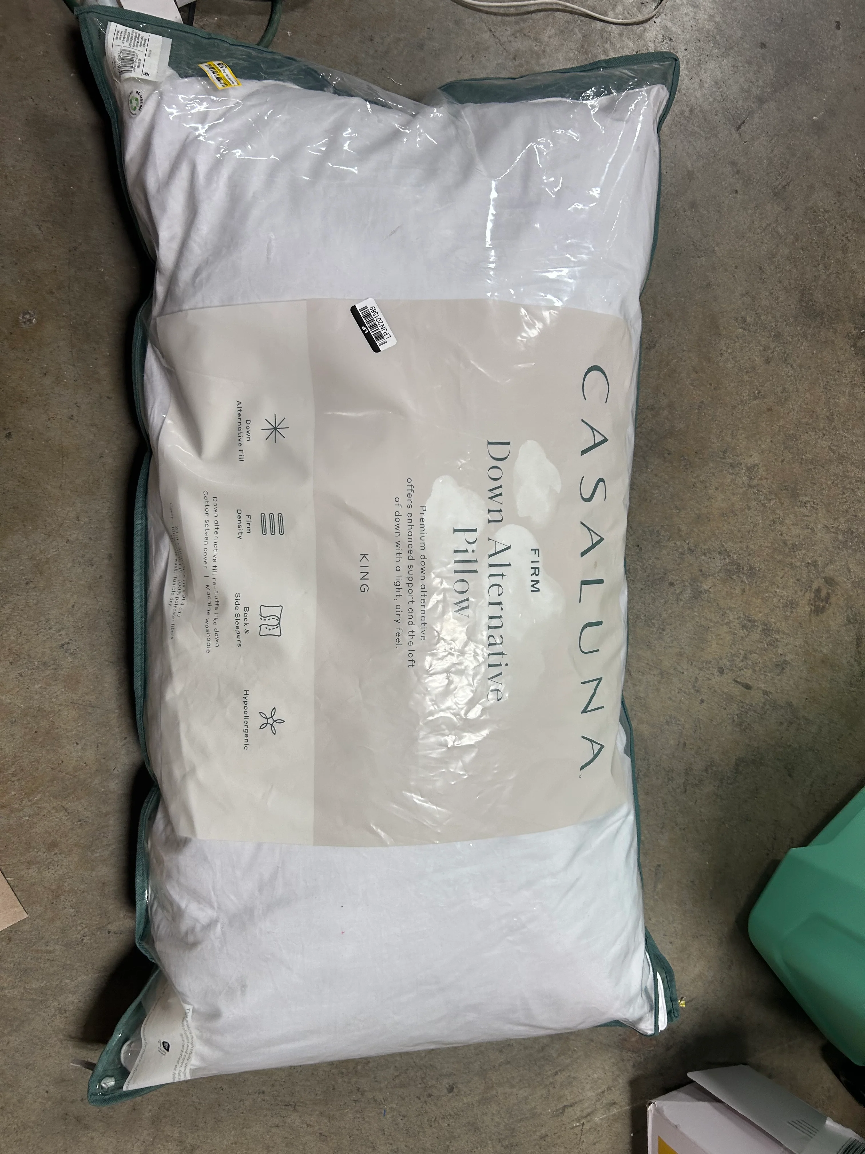 King Firm Machine Washable Down Alternative Pillow - Image 6