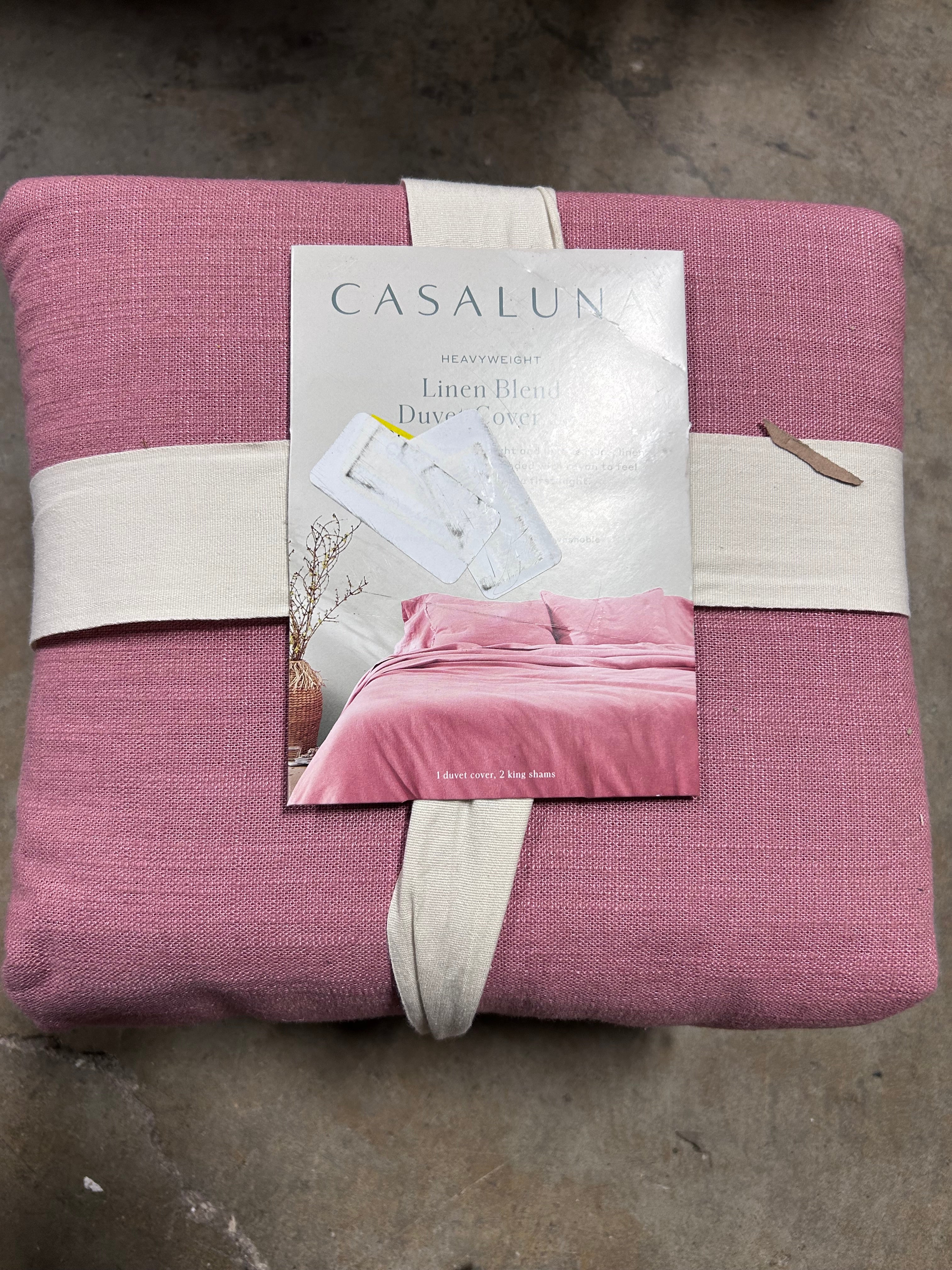 King Heavyweight Linen Blend Duvet & Sham Set Rose - Image 6