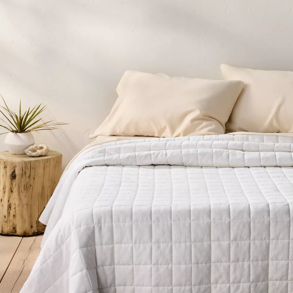 Heavyweight Linen Blend Quilt White King - Image 2