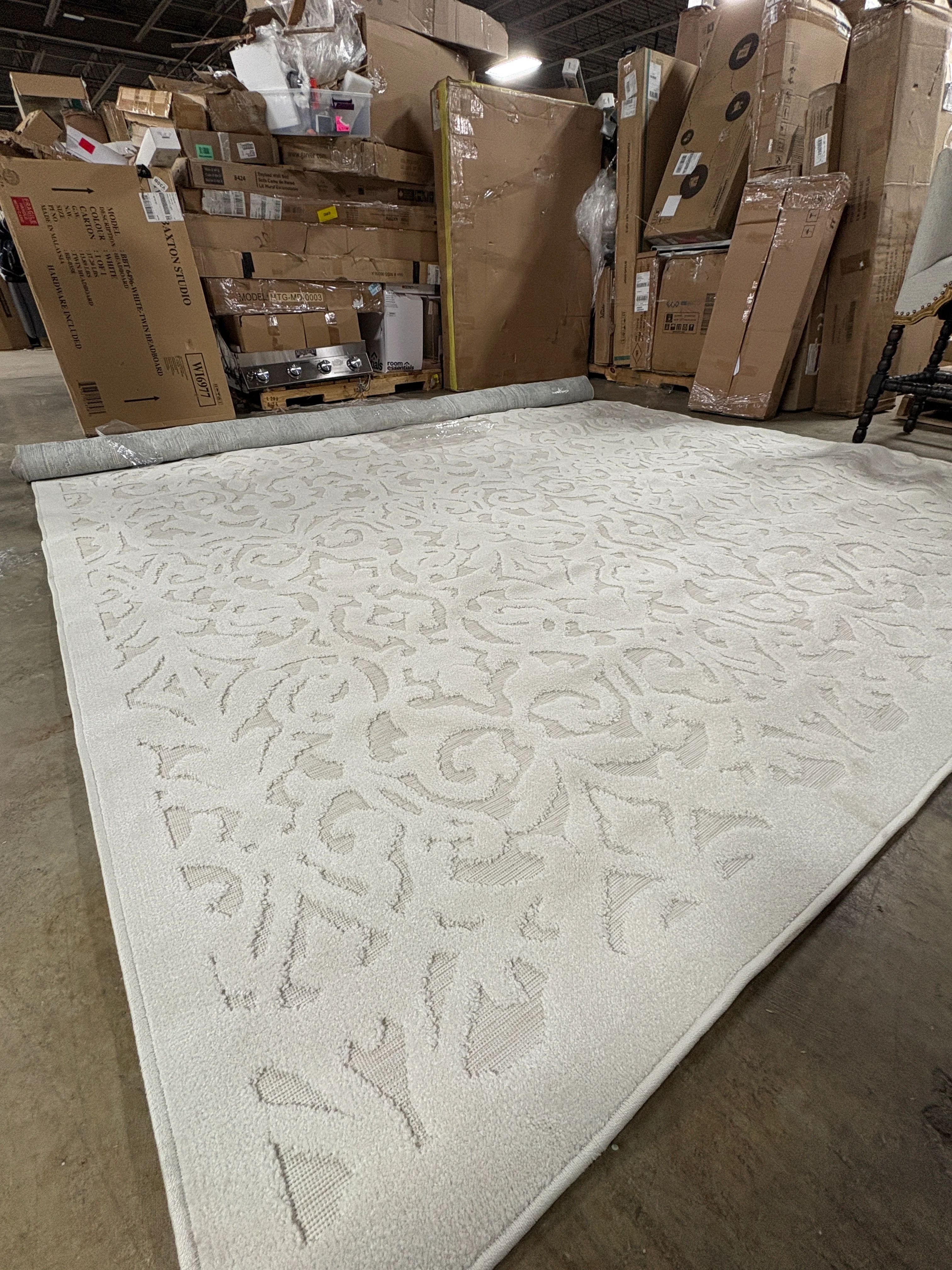 Lady Bird Driftwood Damask Outdoor Rug 9' X 13' - Image 7