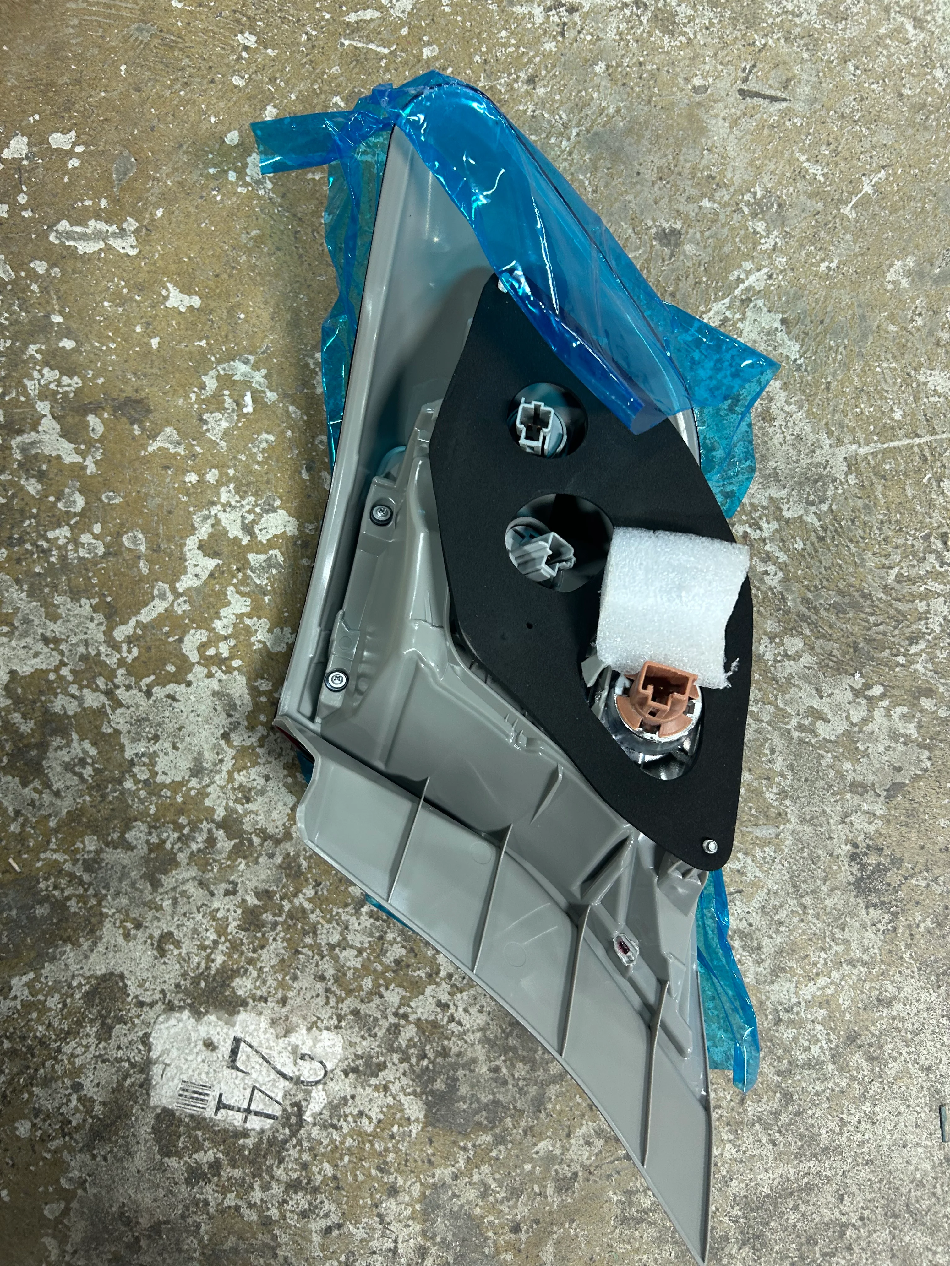 Left Tail Light Replacement - Image 6