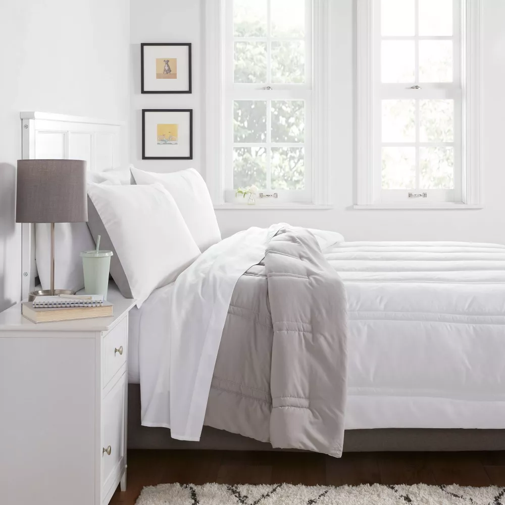Lofty Microfiber Comforter - Full/Queen - Image 4