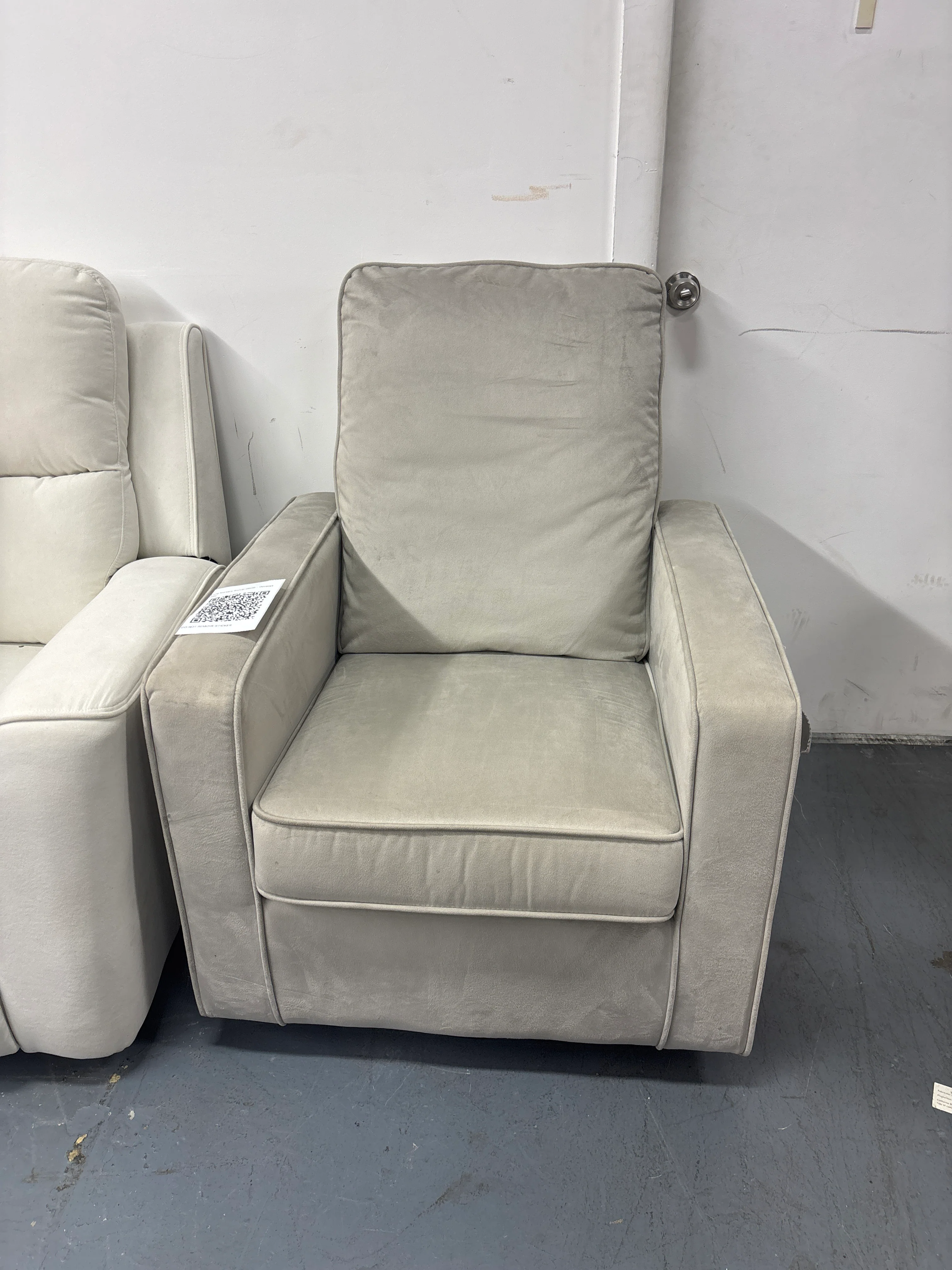 Luna Nursery Swivel Glider - Dovetail Grey SHOWROOM ITEM - Image 2