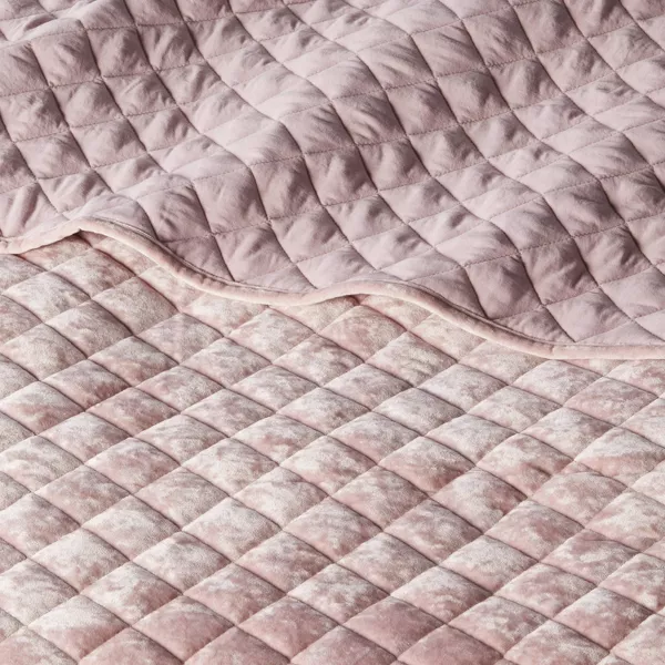 Luxe Diamond Stitch Velvet Quilt - Full/Queen - Image 2