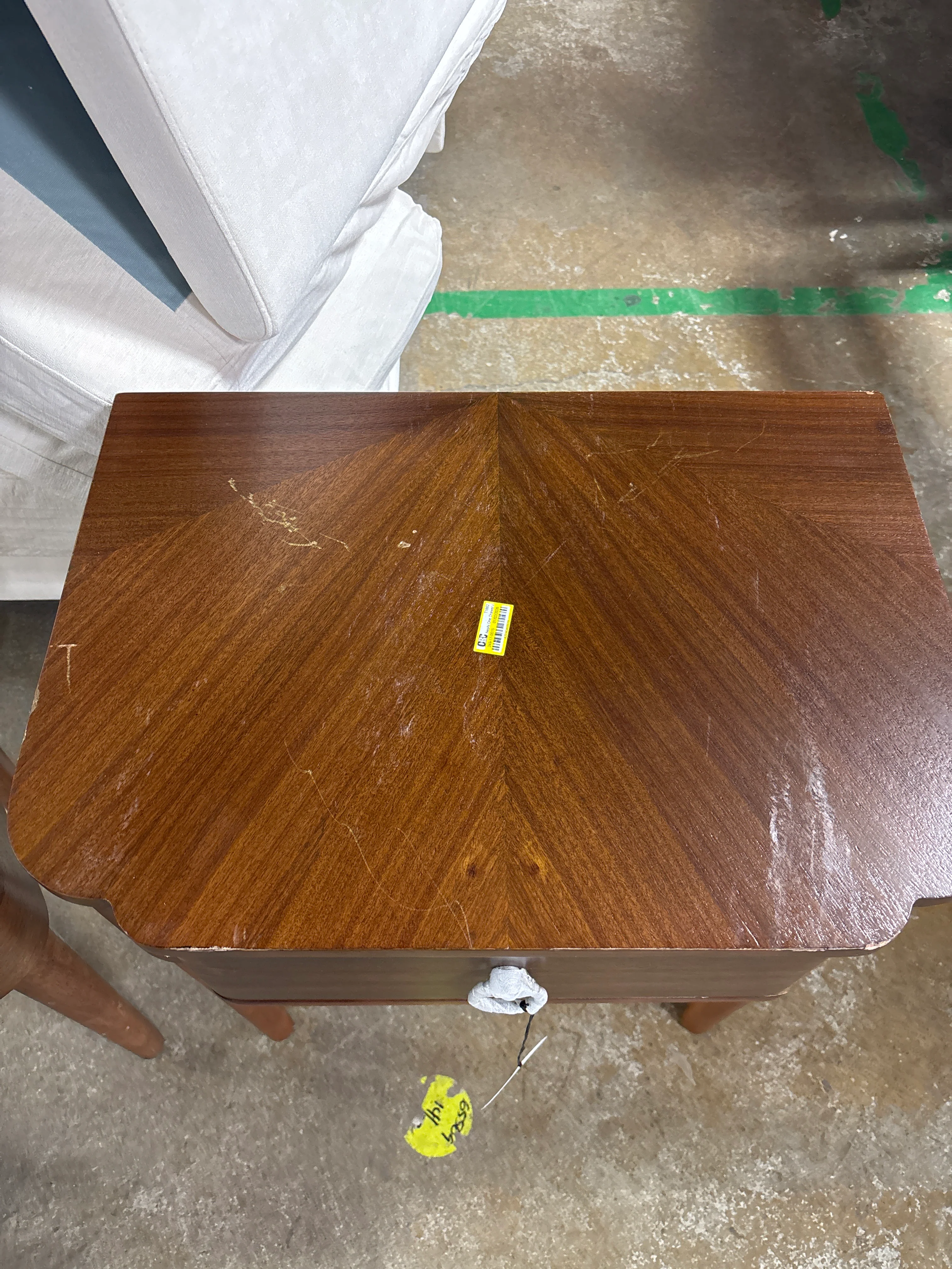 Nephi One-Drawer Accent Table Walnut Brown SHOWROOM ITEM - Image 3