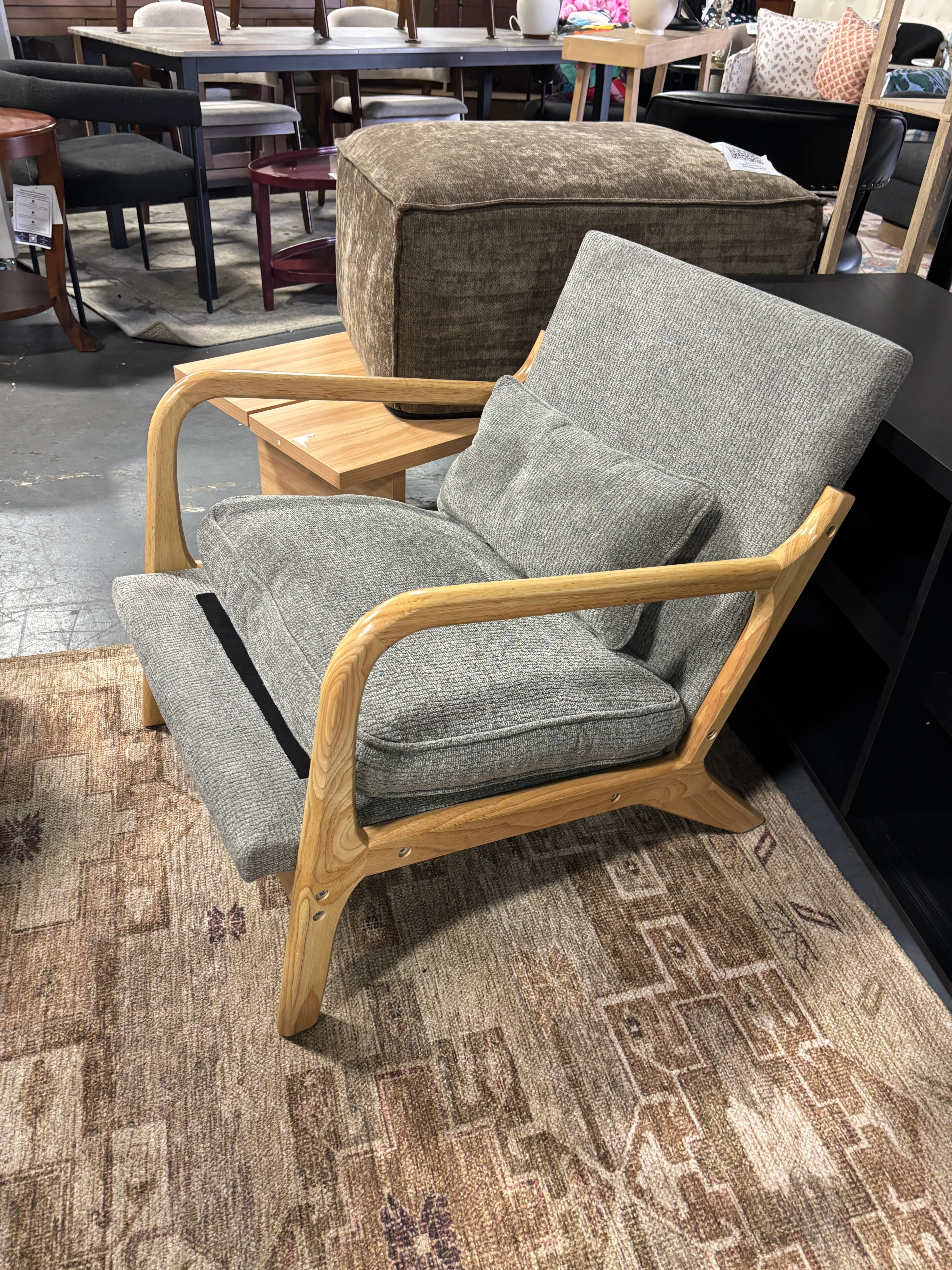 Ora Maison Gray Modern Accent Chair SHOWROOM ITEM - Image 3