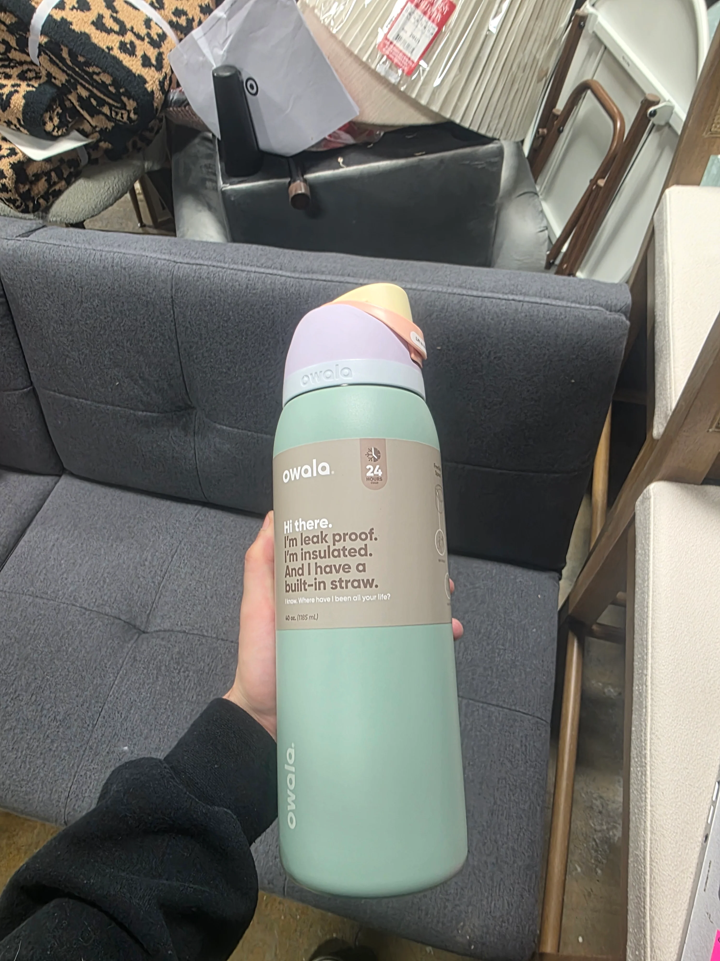 Owala 40oz FreeSip Stainless Steel Water Bottle - SHOWROOM ITEM - Image 2