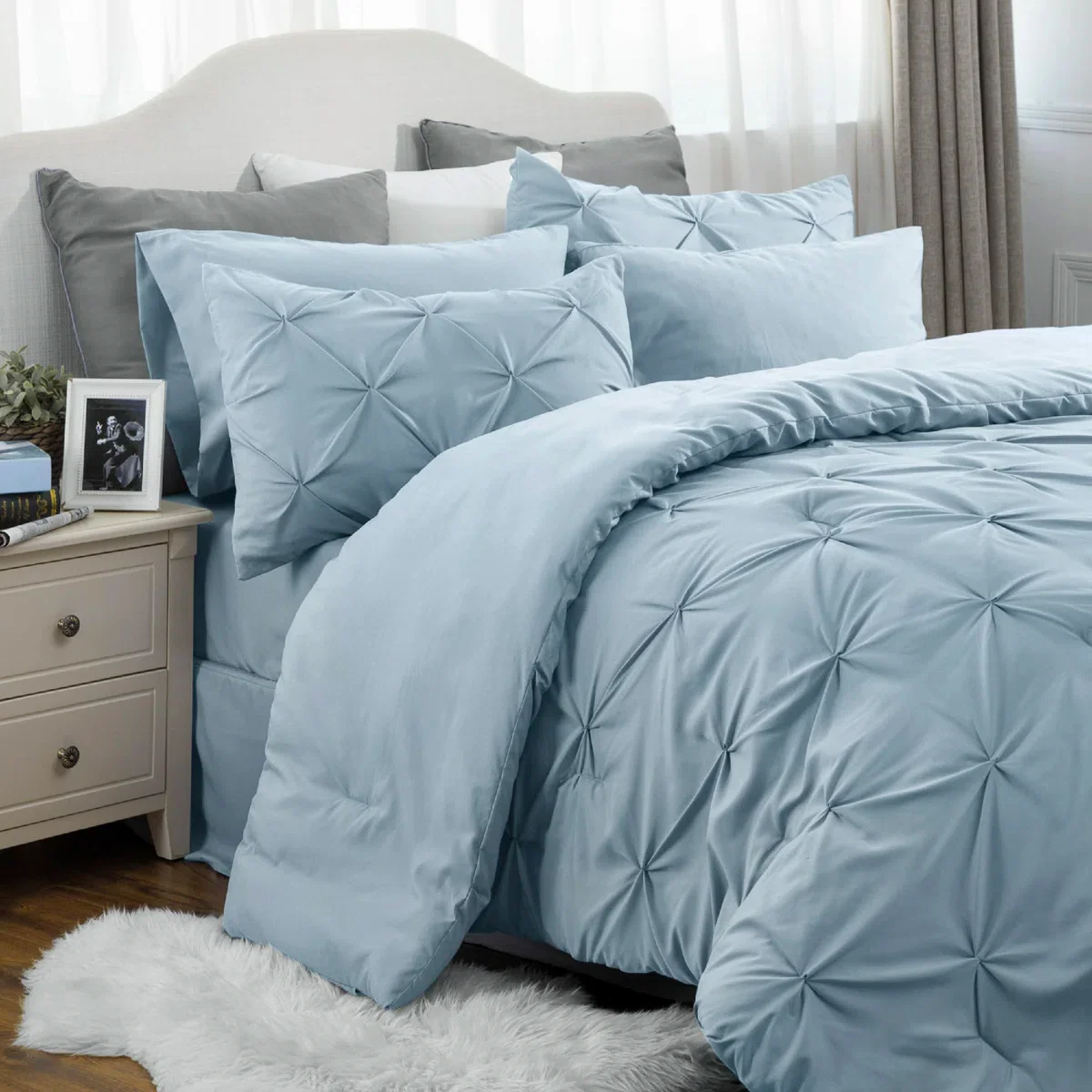 Pintuck Pinch Pleat Bed-in-a-Bag (Set of 7) Queen - Image 4