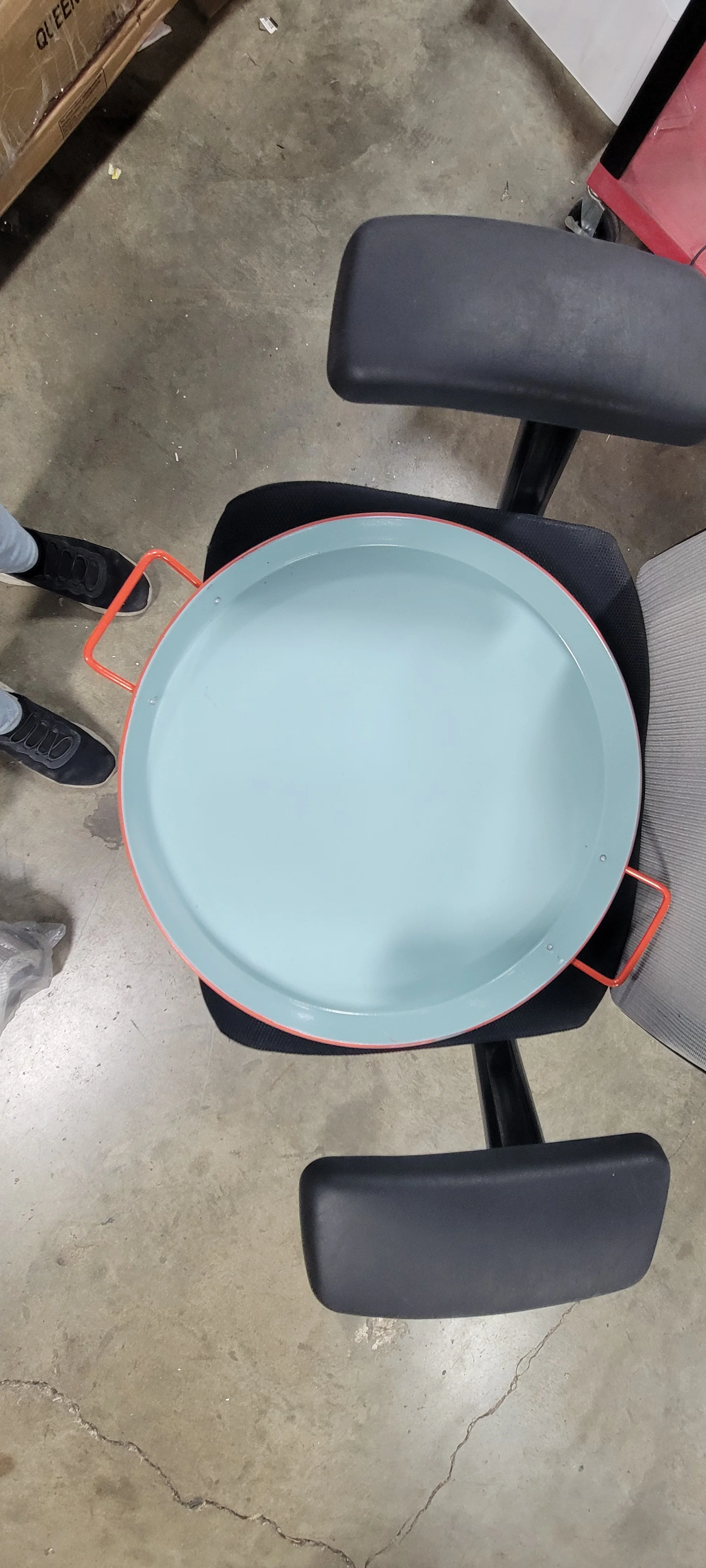 Powder-Coated Metal Oval Serving Tray Blue/Orange - Image 8