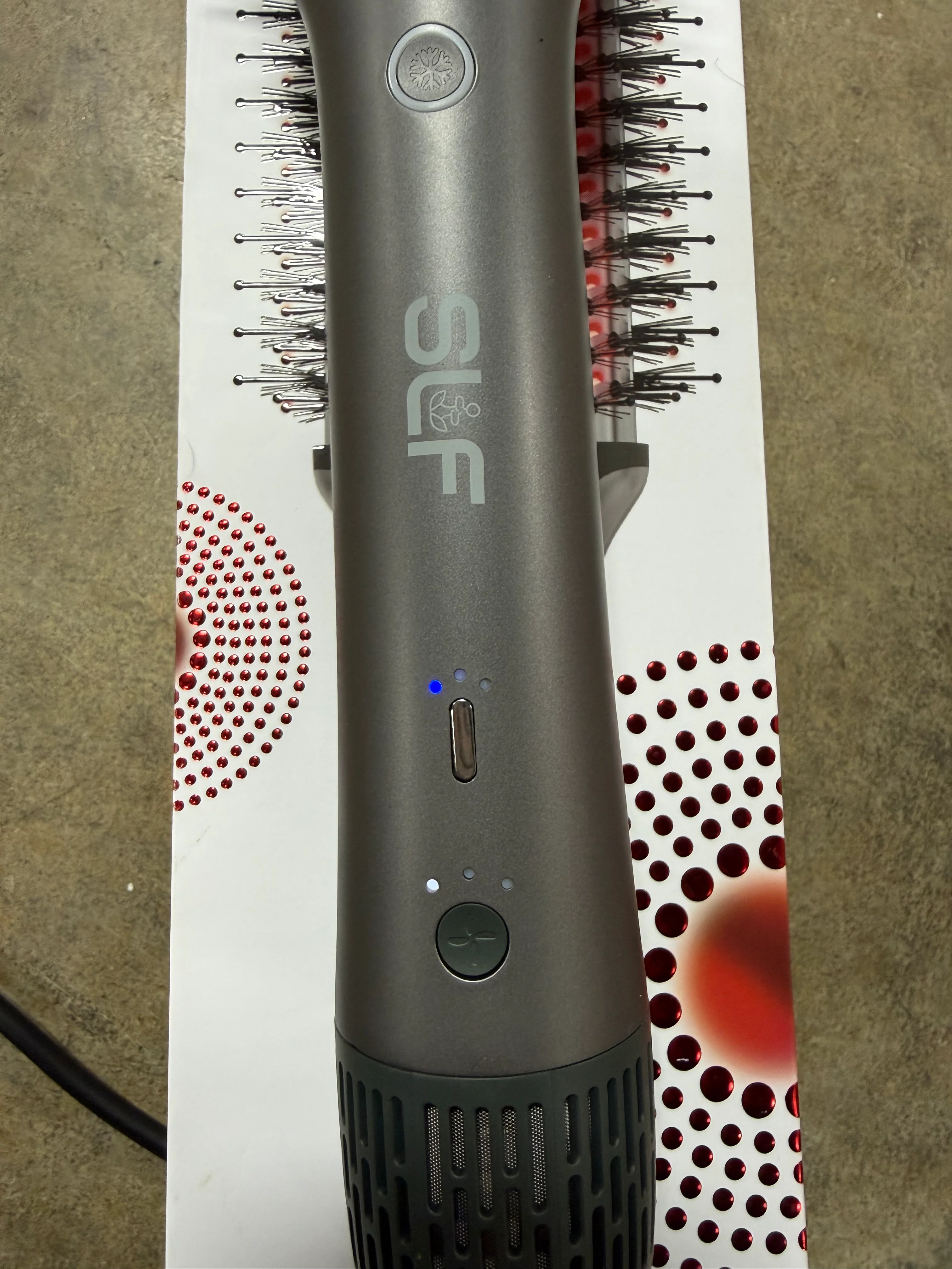 Red Light Therapy 5-in-1 Ionic Dry Hair Brush & Heat Comb - Image 6