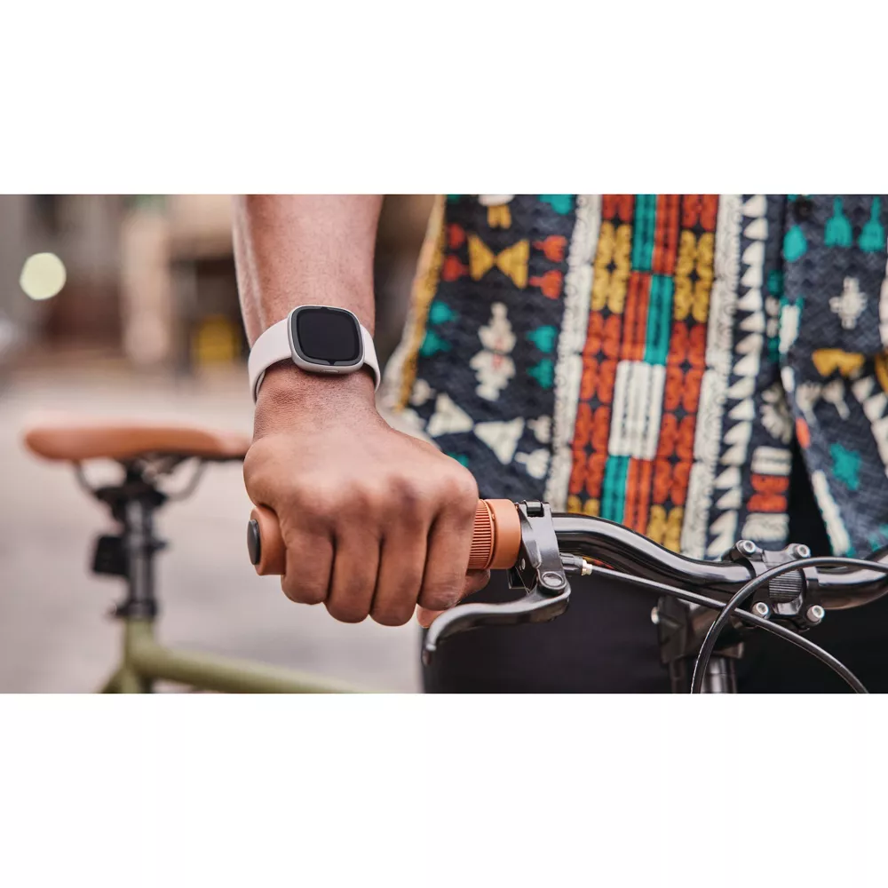 Sense Smartwatch Aluminum - Image 3