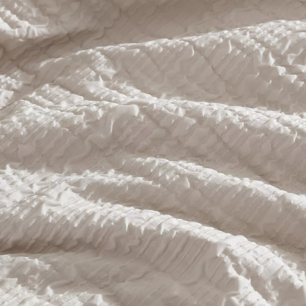 Serenity Wavy Lines Beige King Duvet Cover Set - Image 4