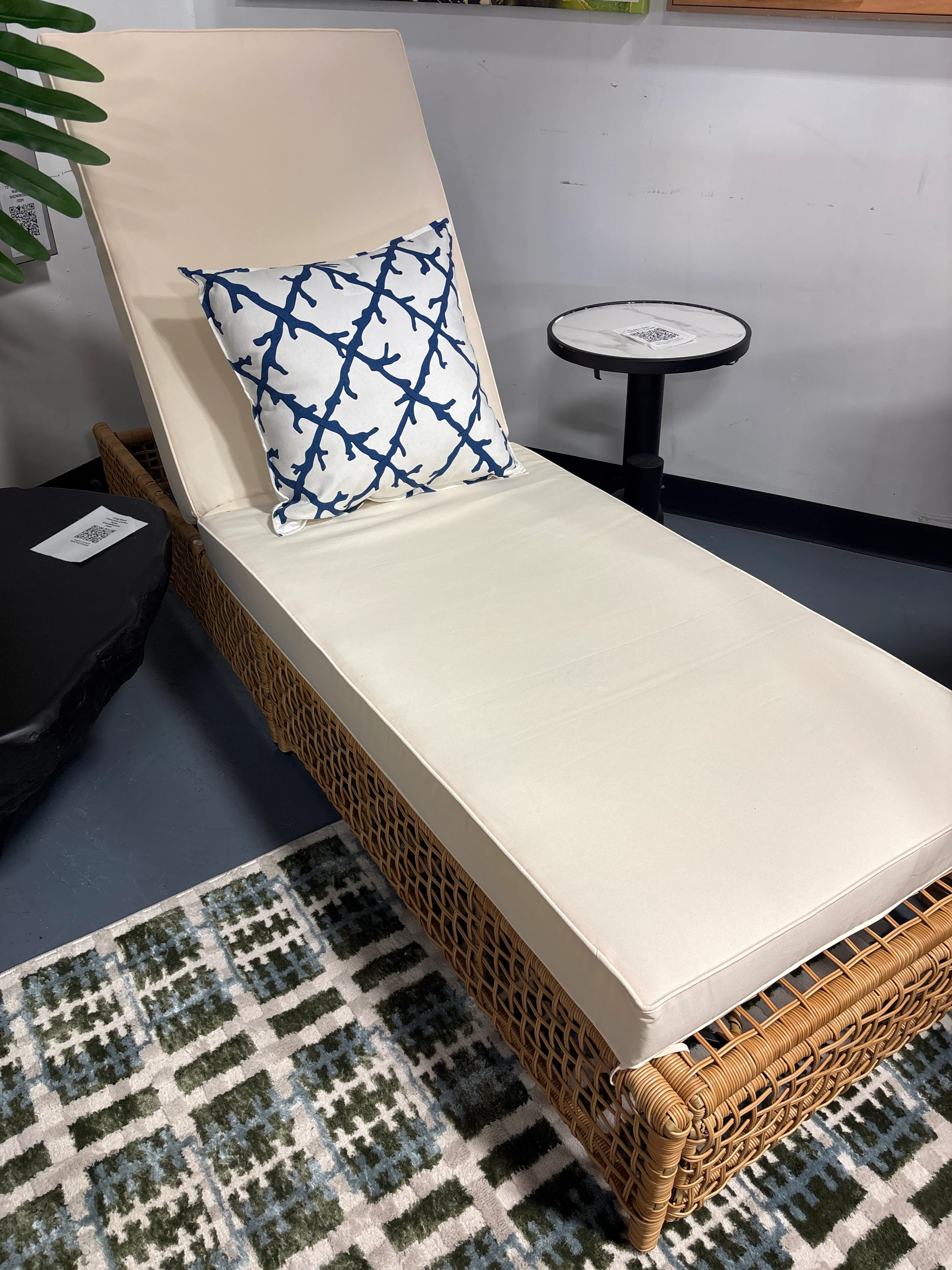 (Set of 2) Rattan Iron Frame Chaise Lounge Chair with Beige Cushion SHOWROOM ITEM - Image 4