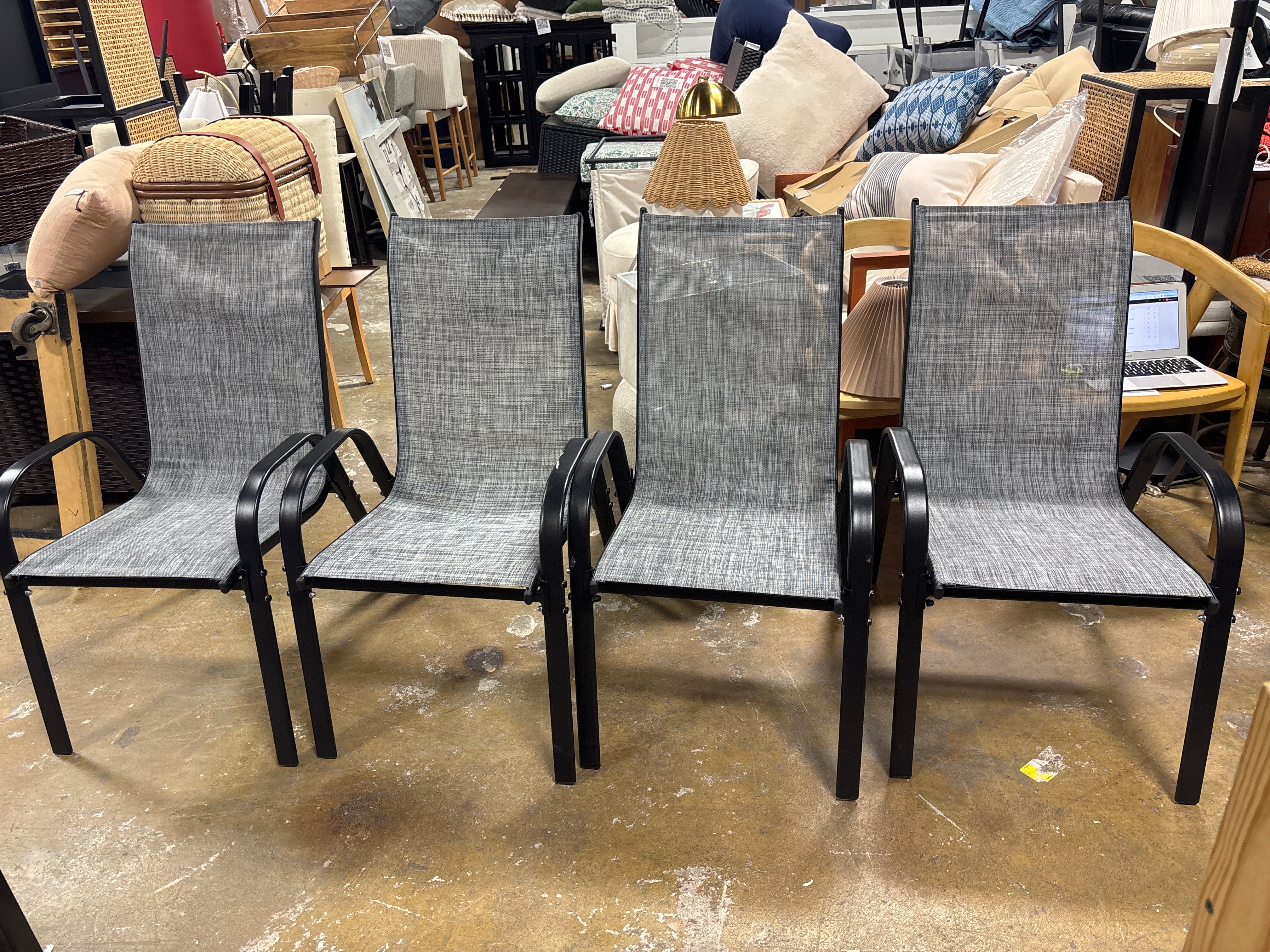 (Set of 4) Crediton Outdoor Patio Furniture Set - Gray SHOWROOM ITEM 🔴 - Image 2
